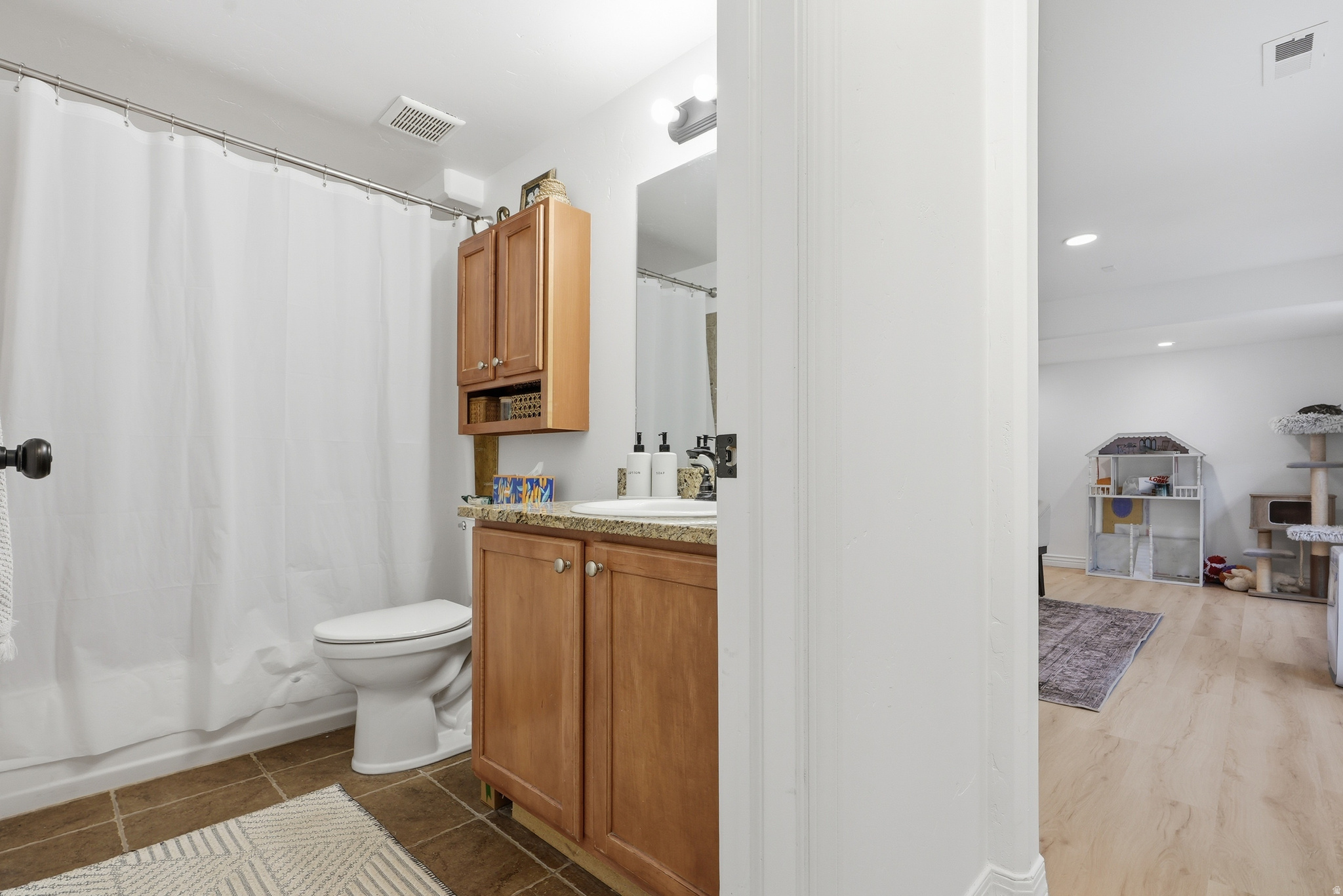 EAGLES GATE - Residential