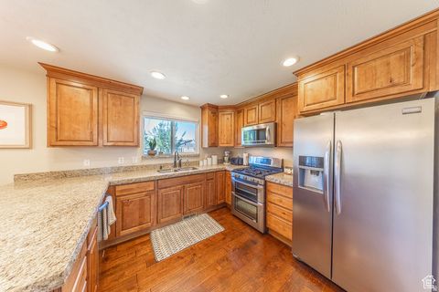 Tiny photo for 228 E GOLDEN WILLOW CIR, Sandy, UT 84070 (MLS # 2151297)