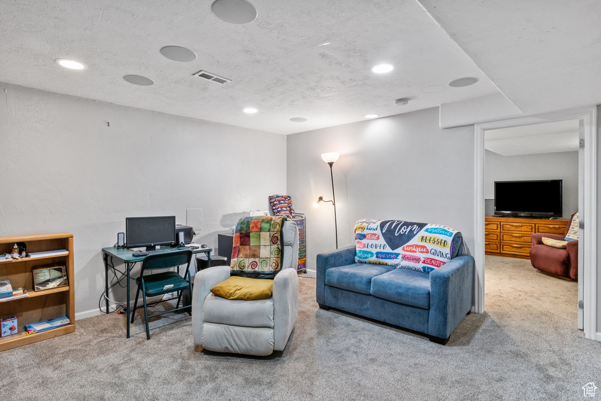 MILLBURN MANOR - Residential