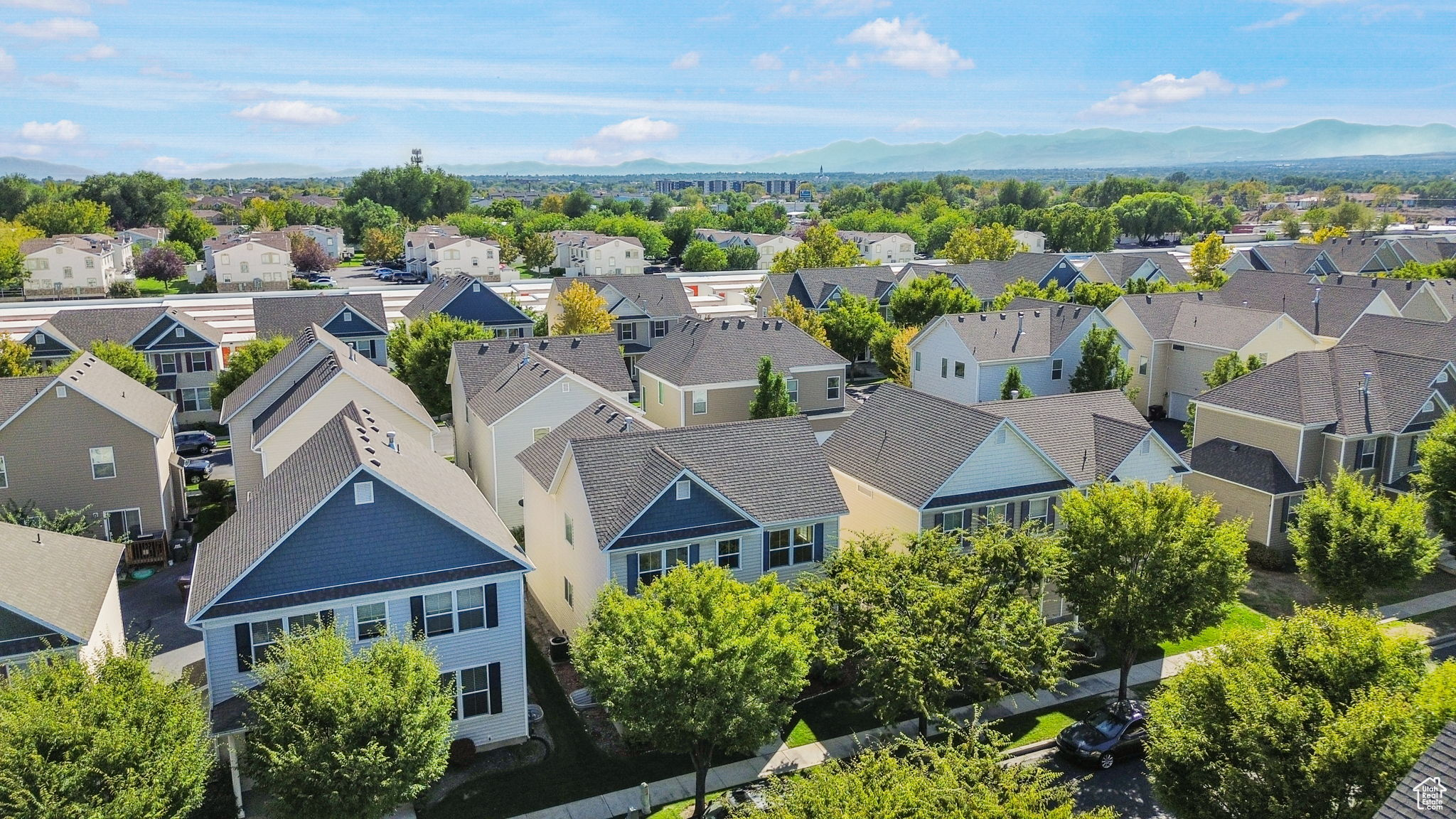 MILLBURN MANOR - Residential