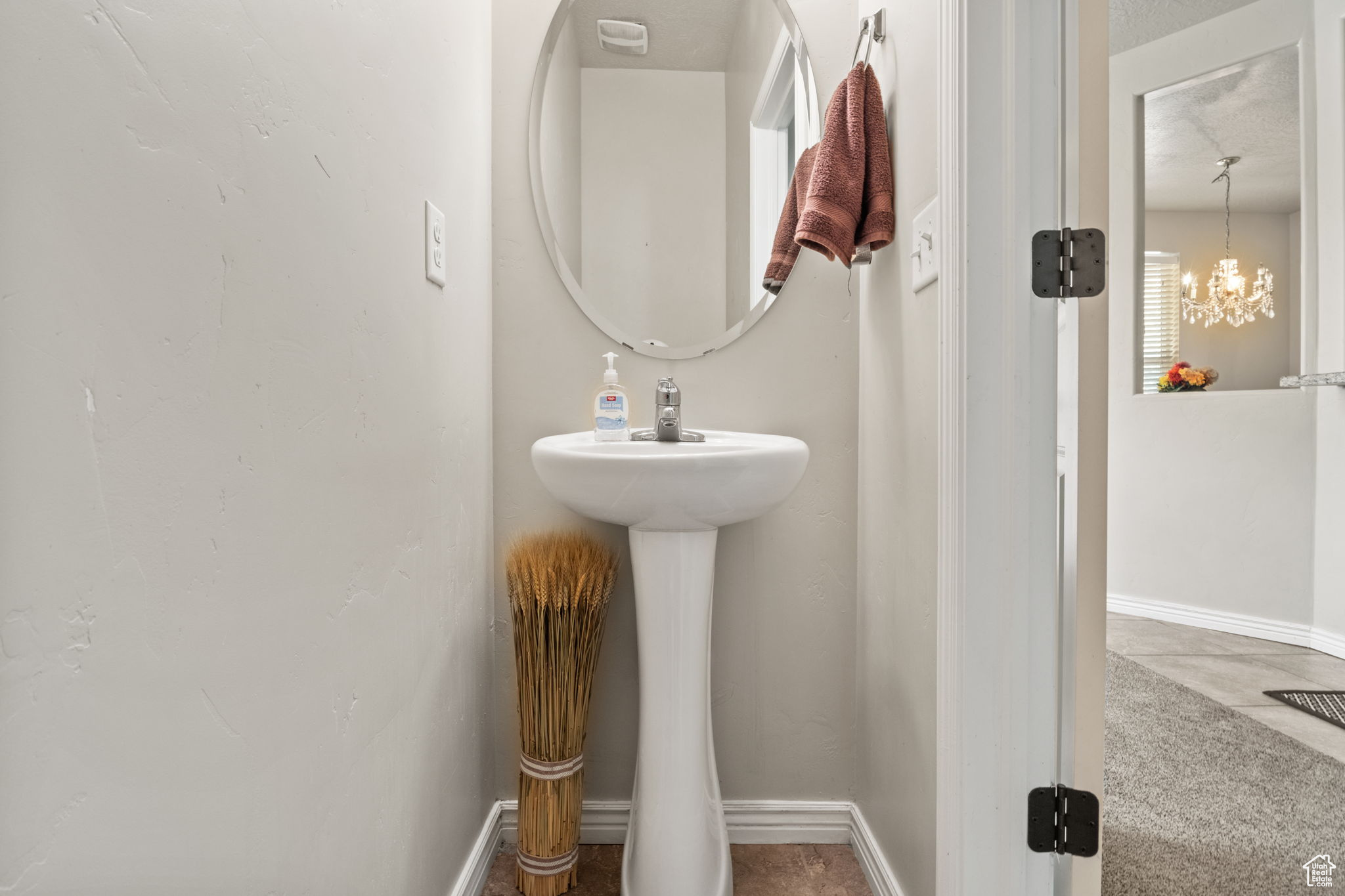 MILLBURN MANOR - Residential