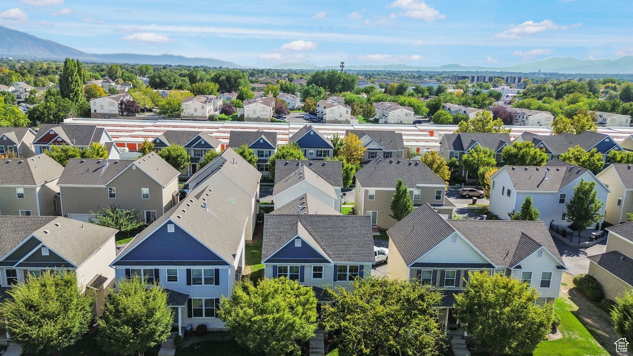 MILLBURN MANOR - Residential