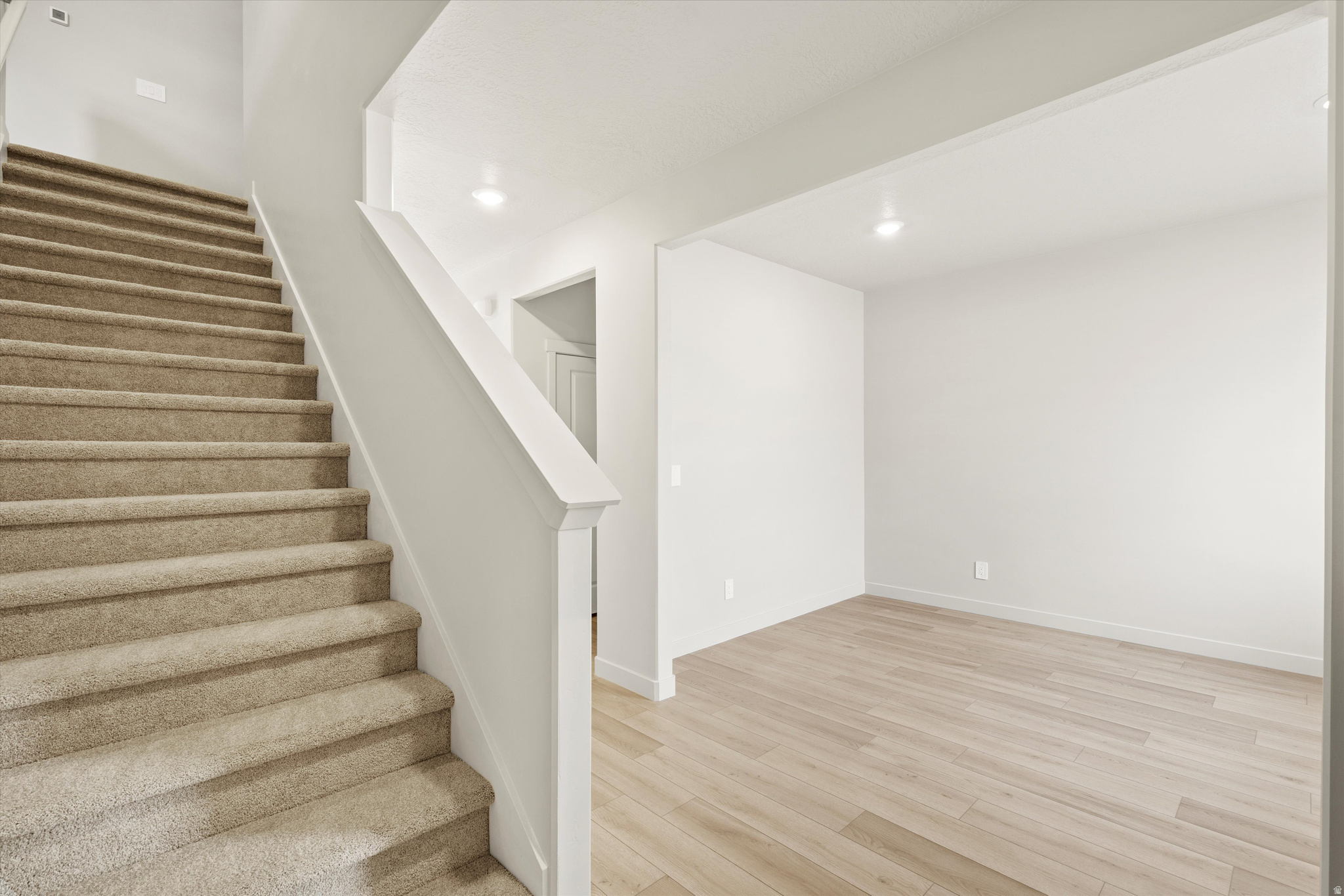 STRATTON ACRES - Residential