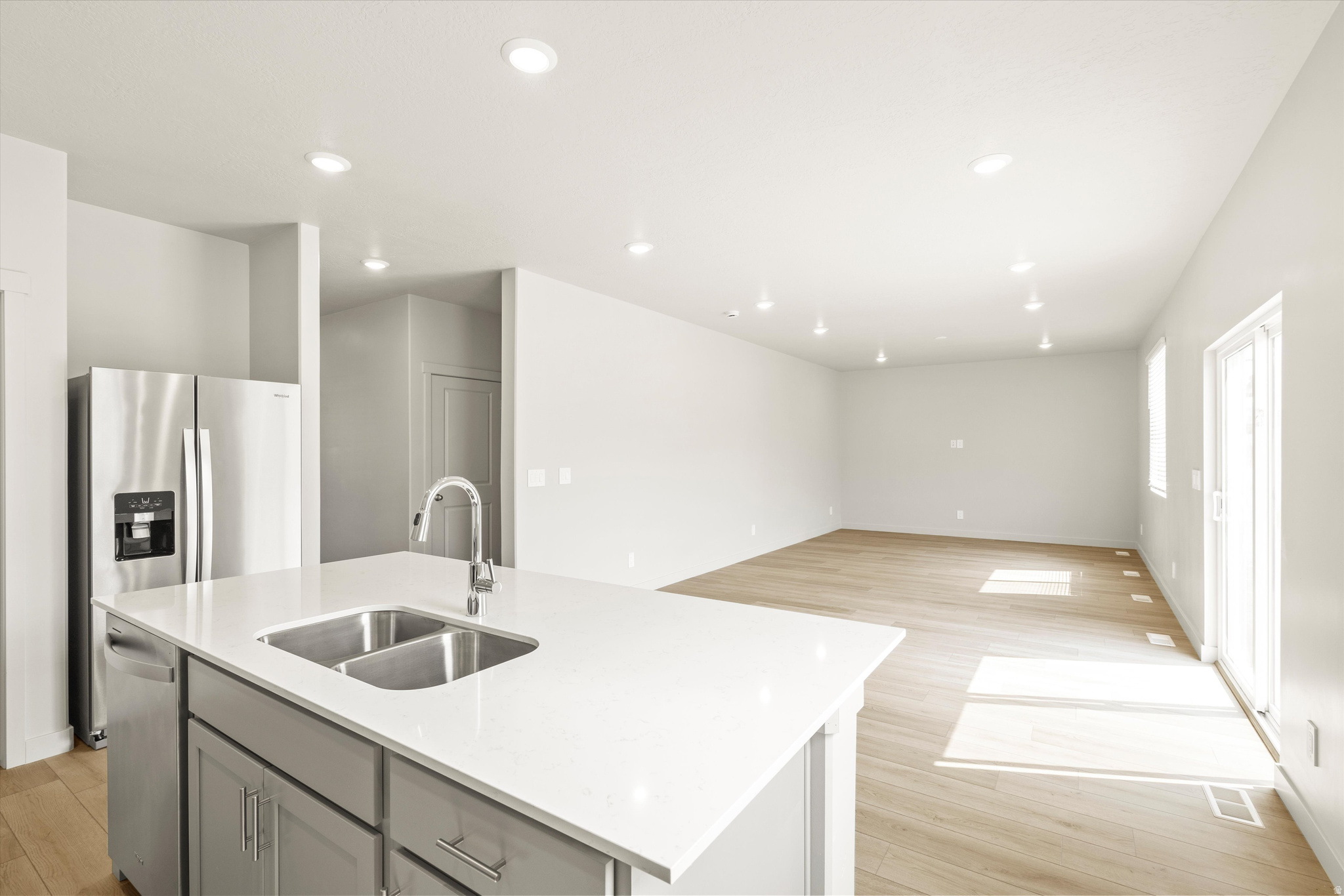 STRATTON ACRES - Residential