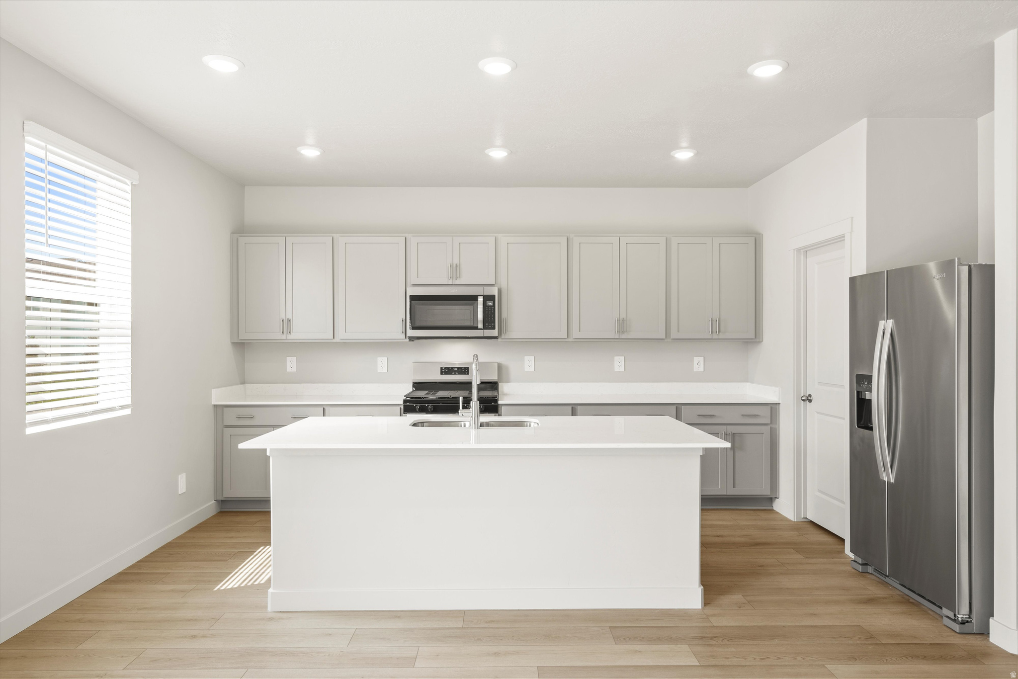 STRATTON ACRES - Residential