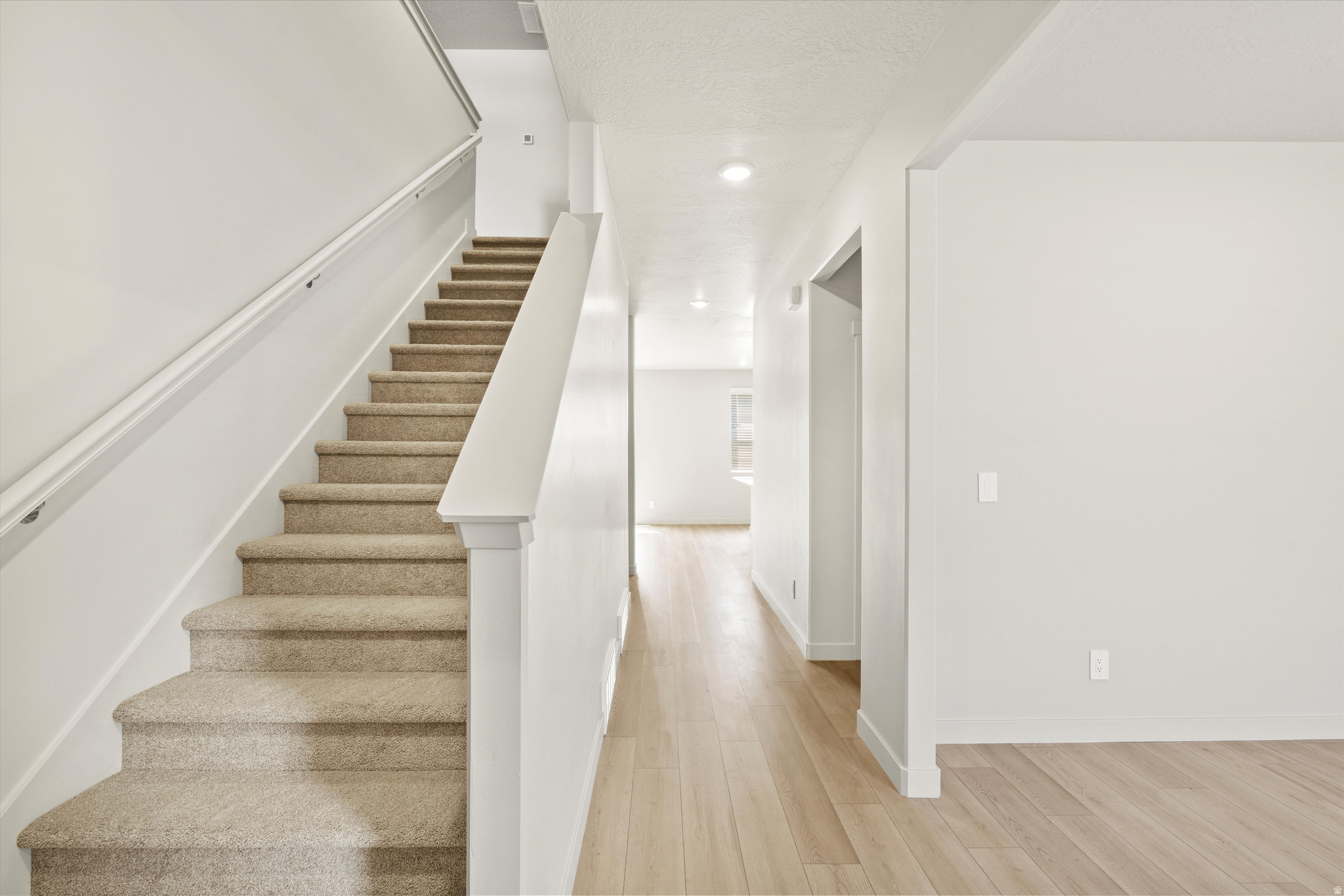 STRATTON ACRES - Residential