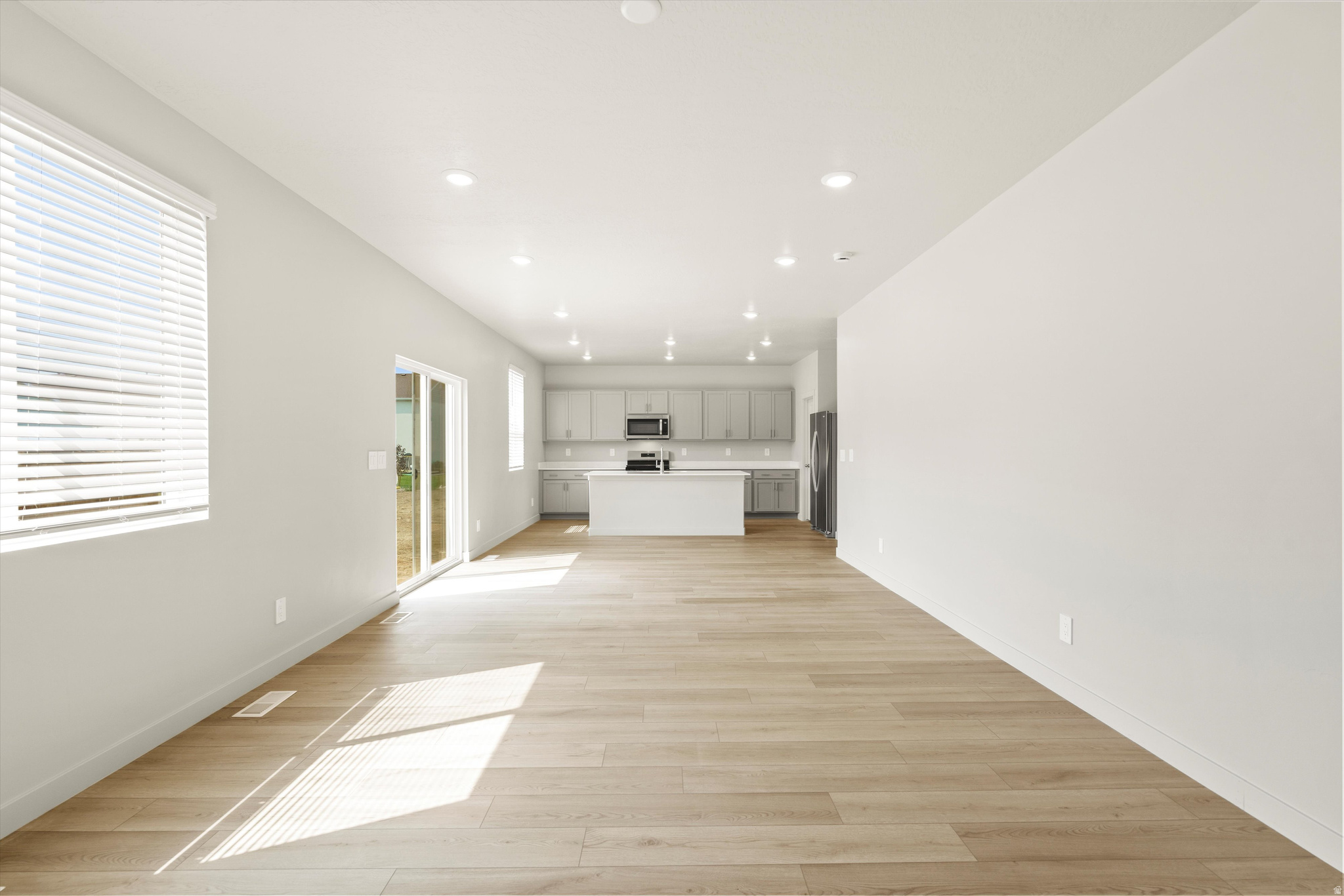 STRATTON ACRES - Residential