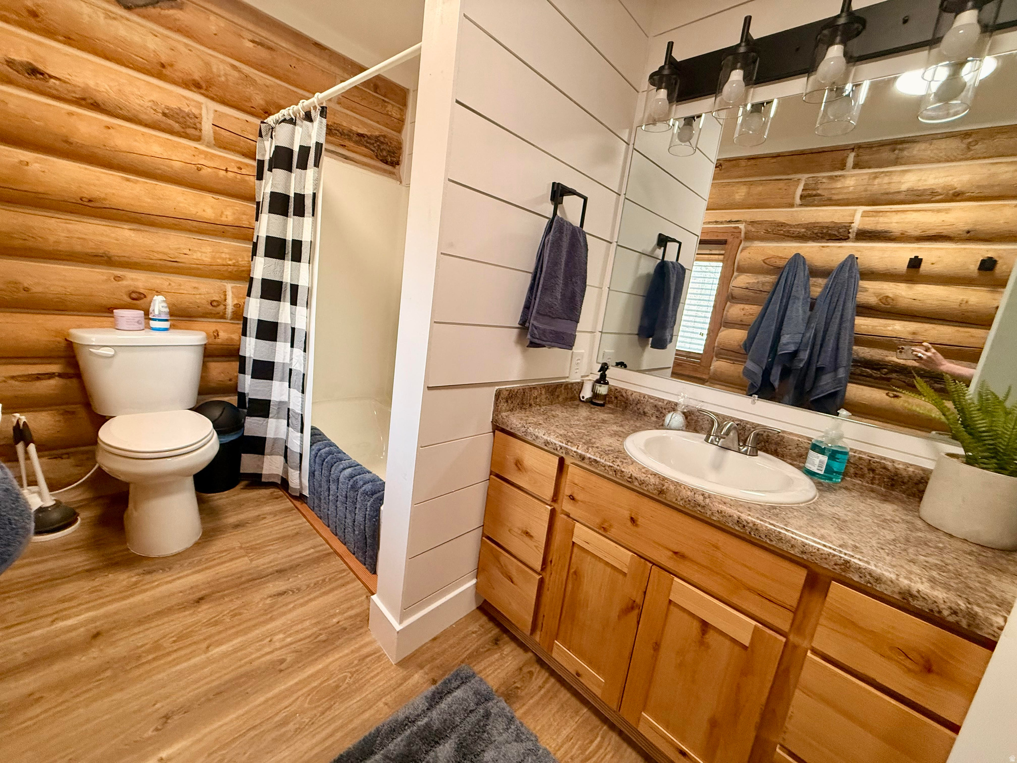 SKYLINE MOUNTAIN RESORT - Residential