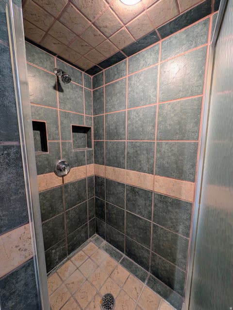 Tiny photo for 19 S 200 E, Salem, UT 84653 (MLS # 2159885)