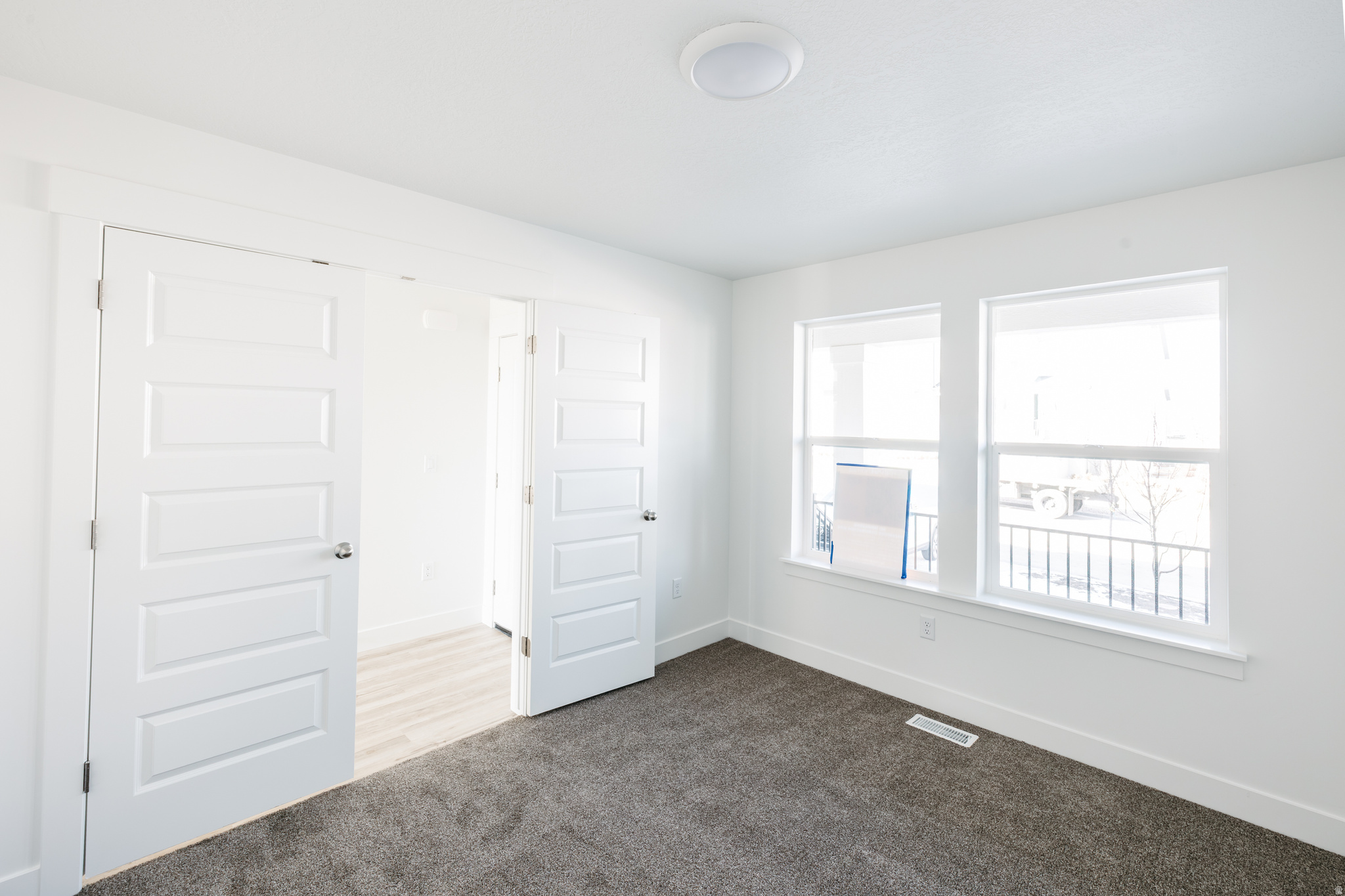 RIVER POINT - Residential