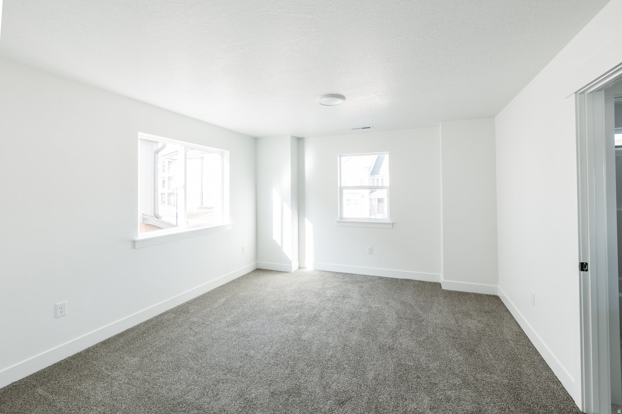 RIVER POINT - Residential