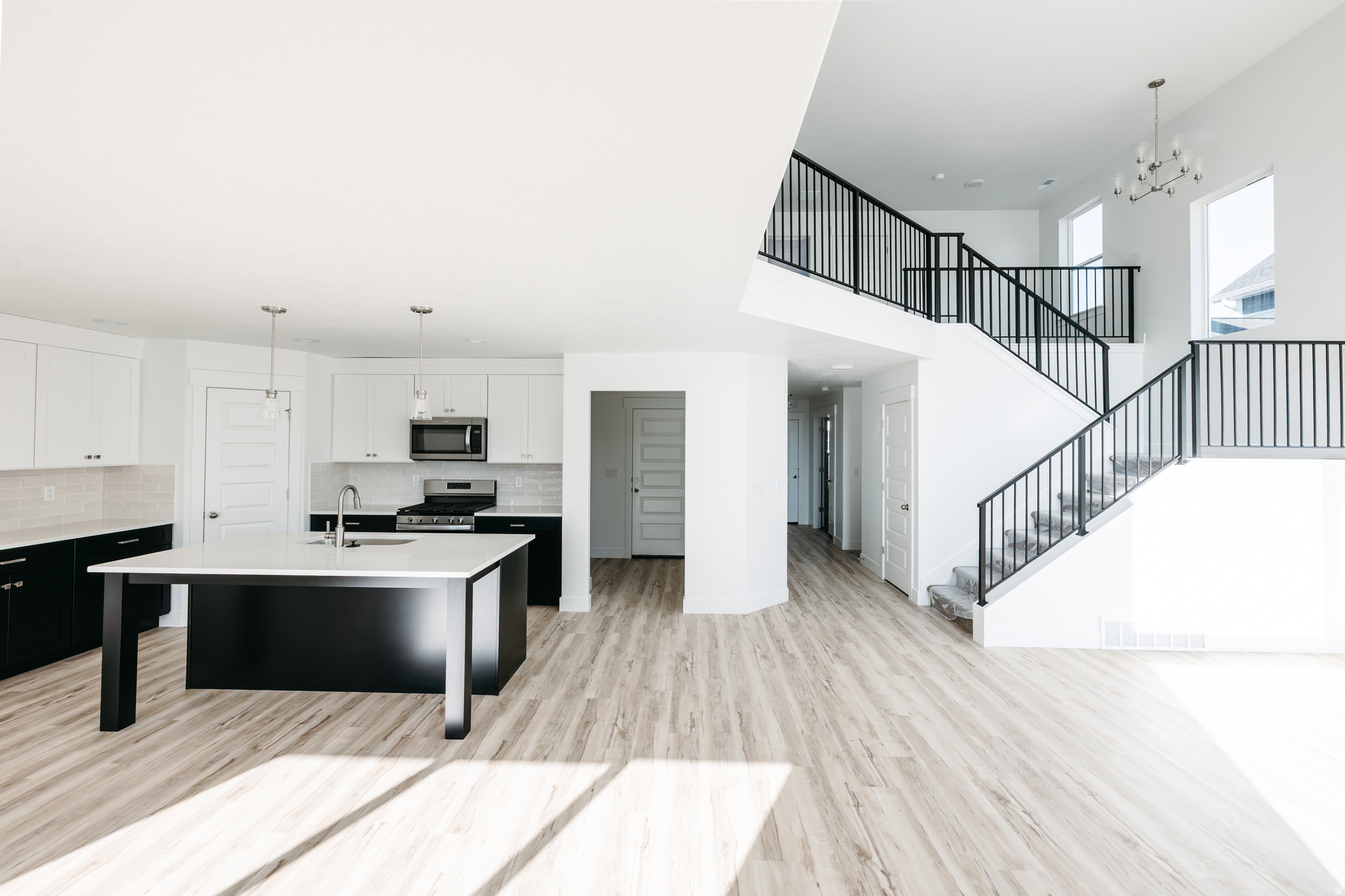 RIVER POINT - Residential