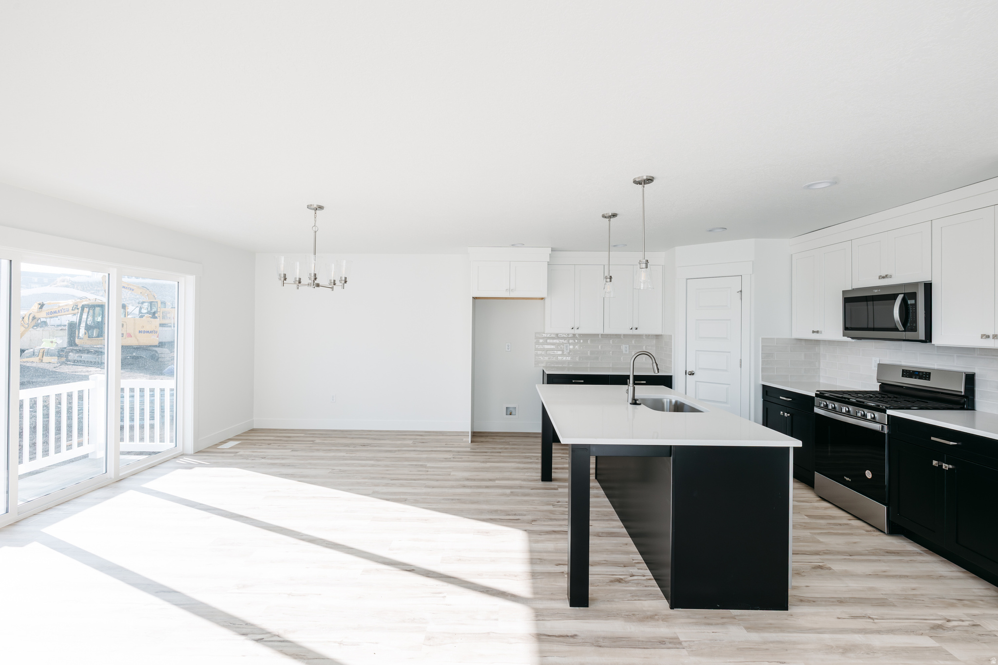 RIVER POINT - Residential