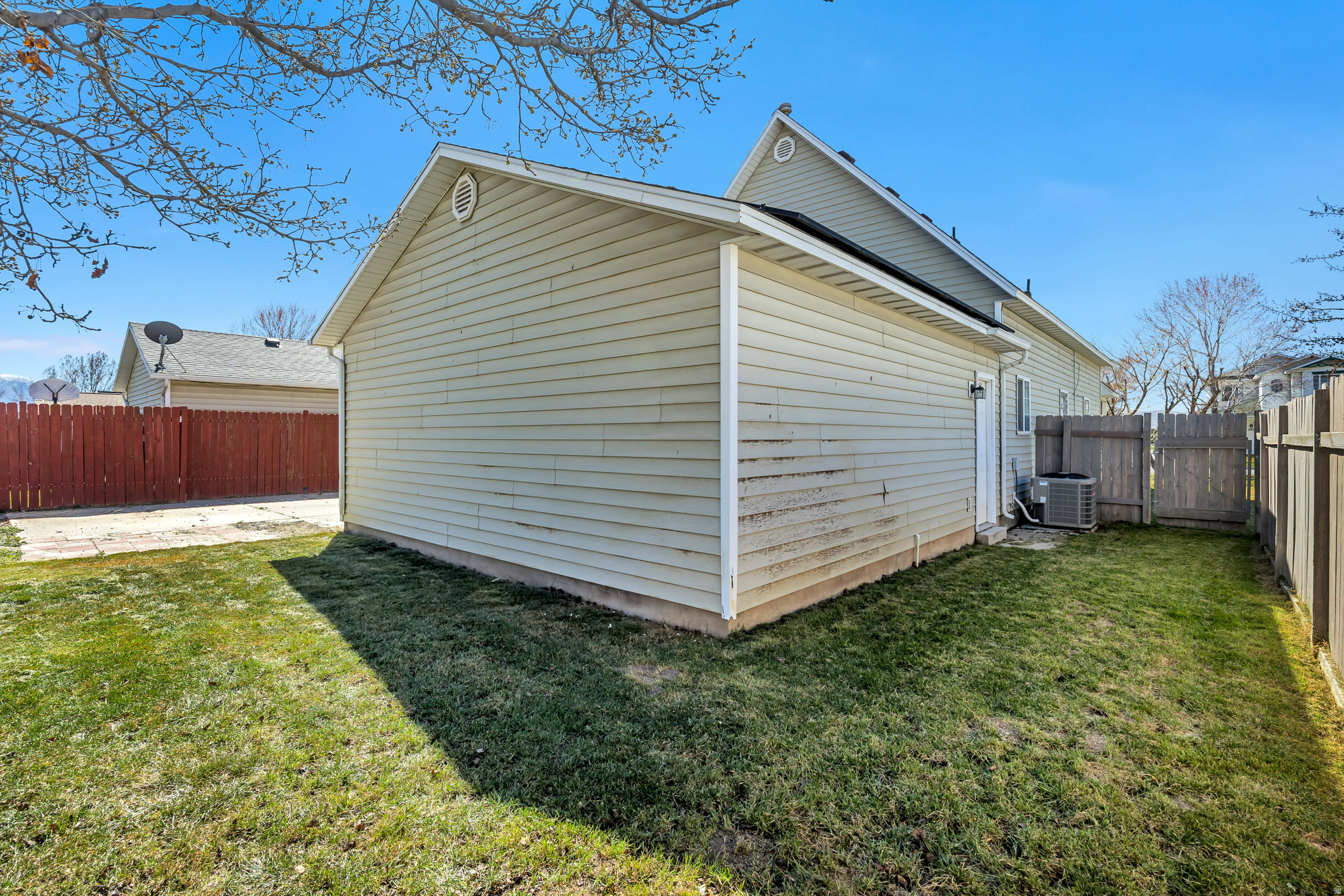 SUNSET PARK - Residential