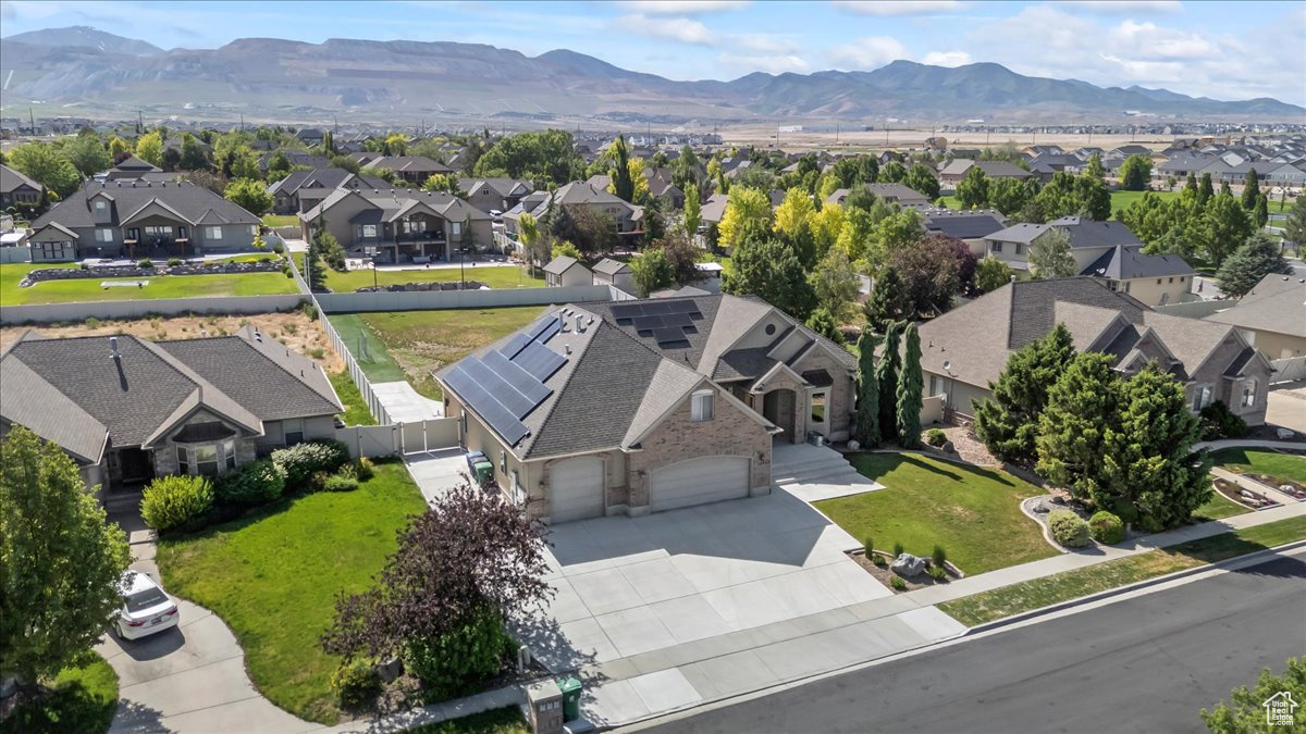 HERITAGE PLACE ESTATES - Residential