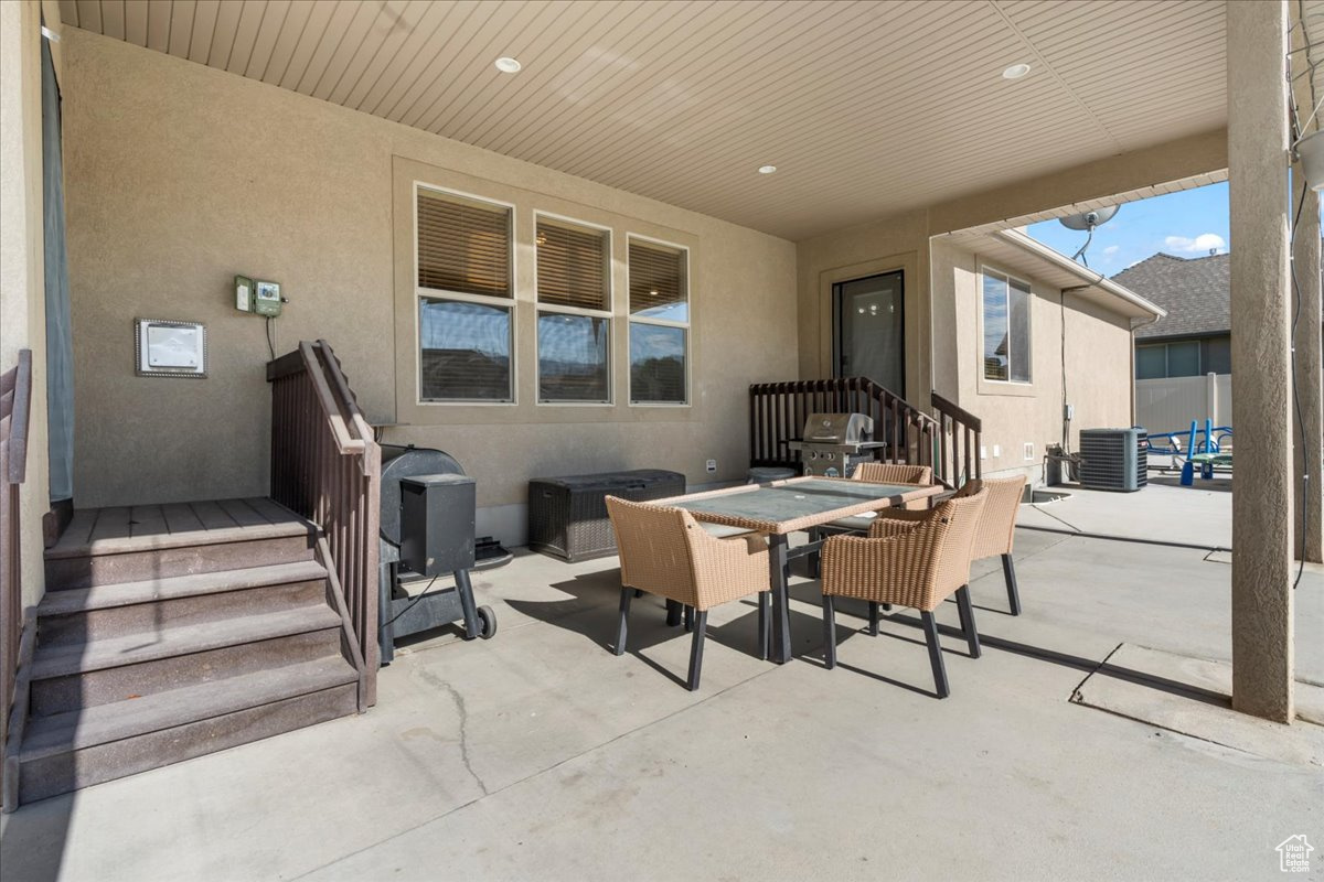 HERITAGE PLACE ESTATES - Residential