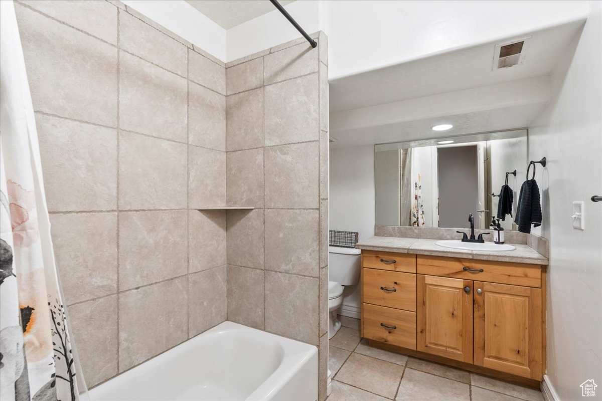 HERITAGE PLACE ESTATES - Residential