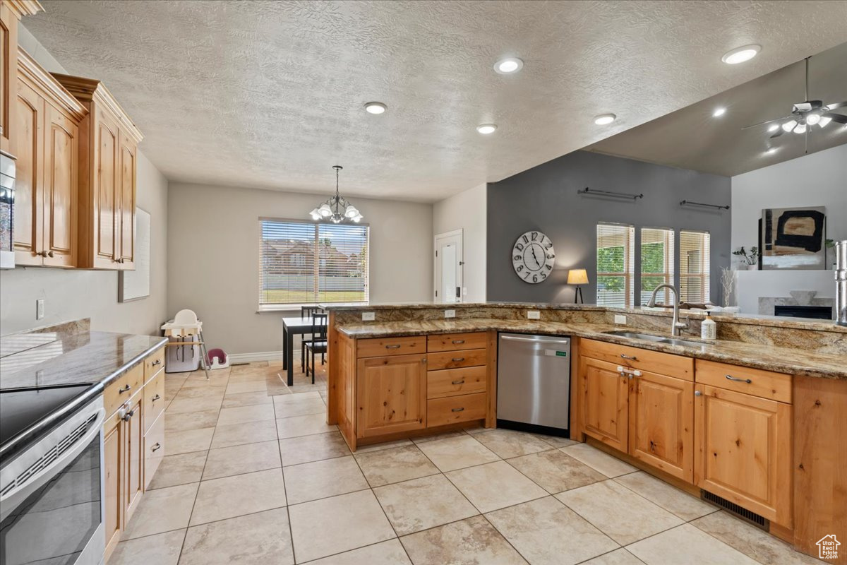 HERITAGE PLACE ESTATES - Residential