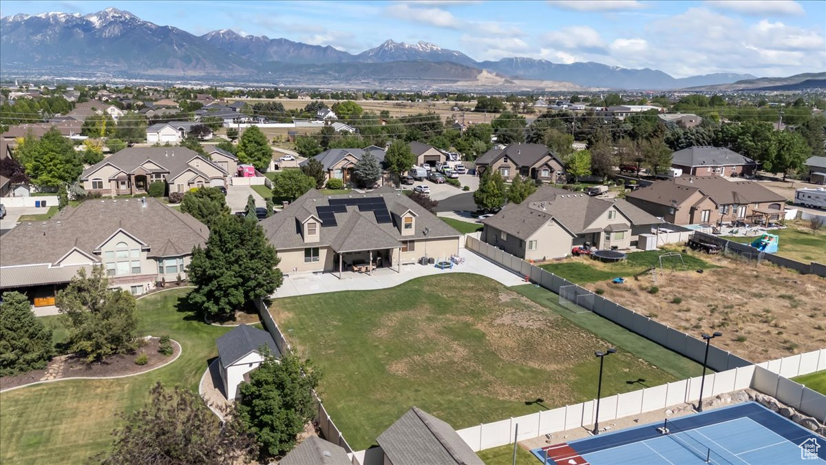 HERITAGE PLACE ESTATES - Residential