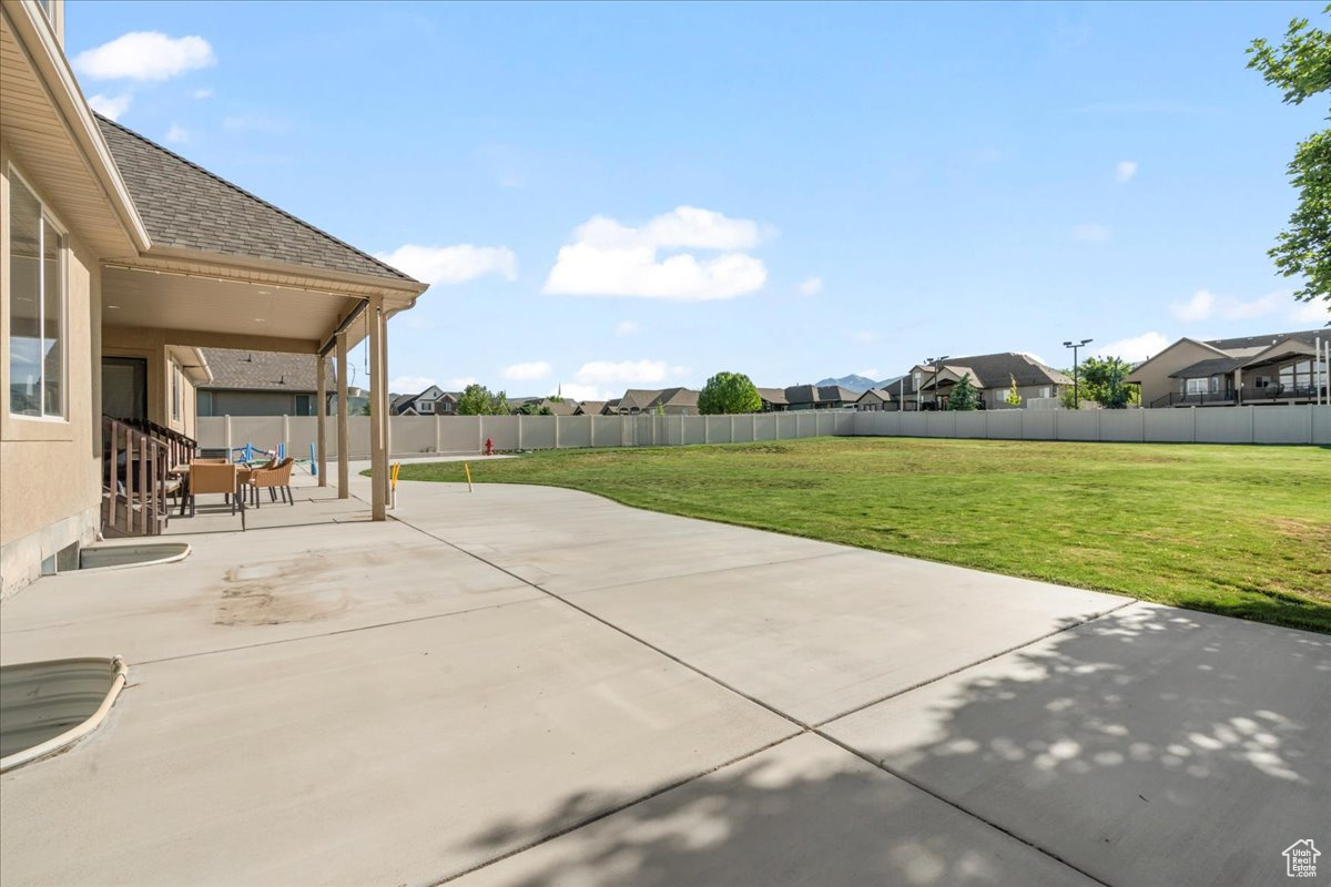 HERITAGE PLACE ESTATES - Residential