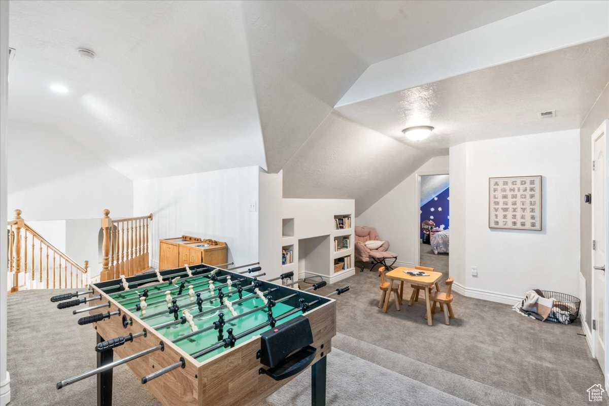 HERITAGE PLACE ESTATES - Residential