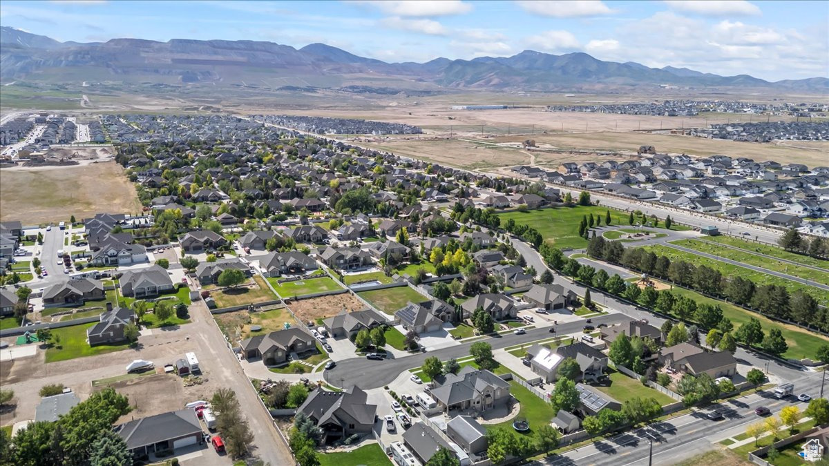 HERITAGE PLACE ESTATES - Residential