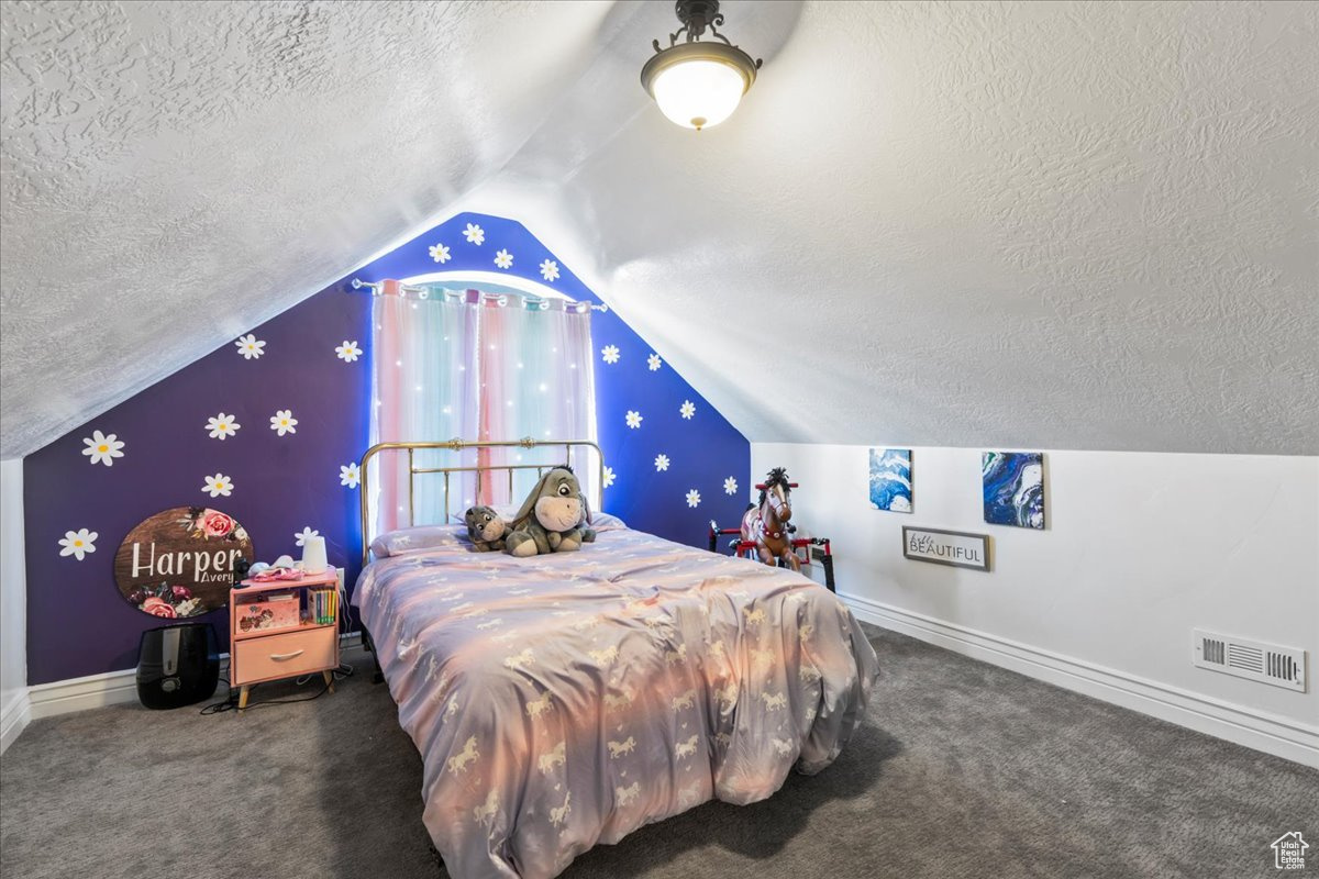 HERITAGE PLACE ESTATES - Residential