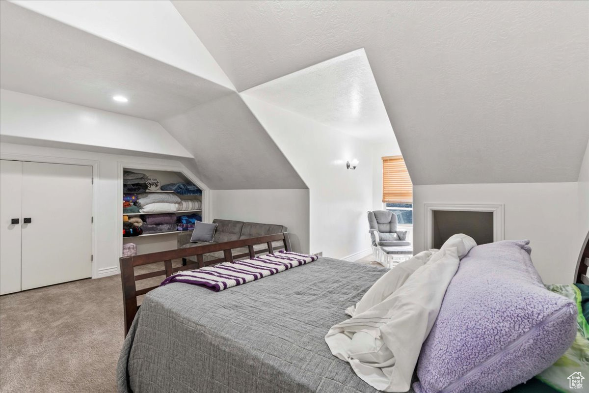 HERITAGE PLACE ESTATES - Residential