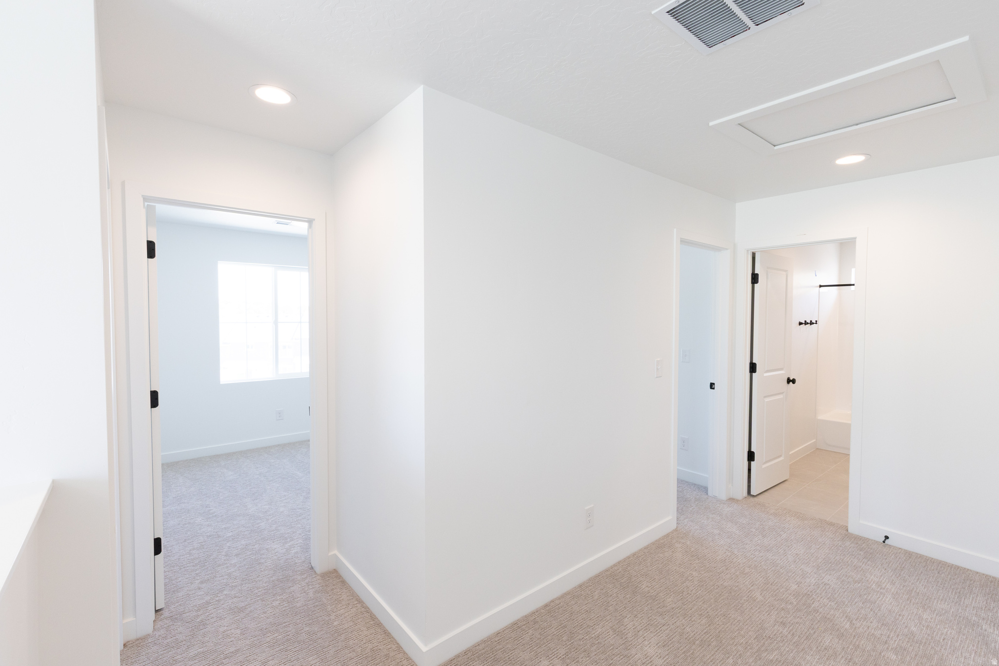 HIDDEN HOLLOW - Residential