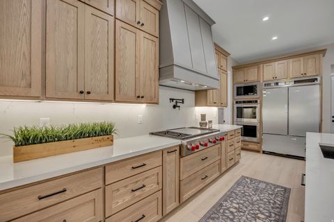 Tiny photo for 3168 W CHALK CREEK WAY, South Jordan, UT 84095 (MLS # 2127472)