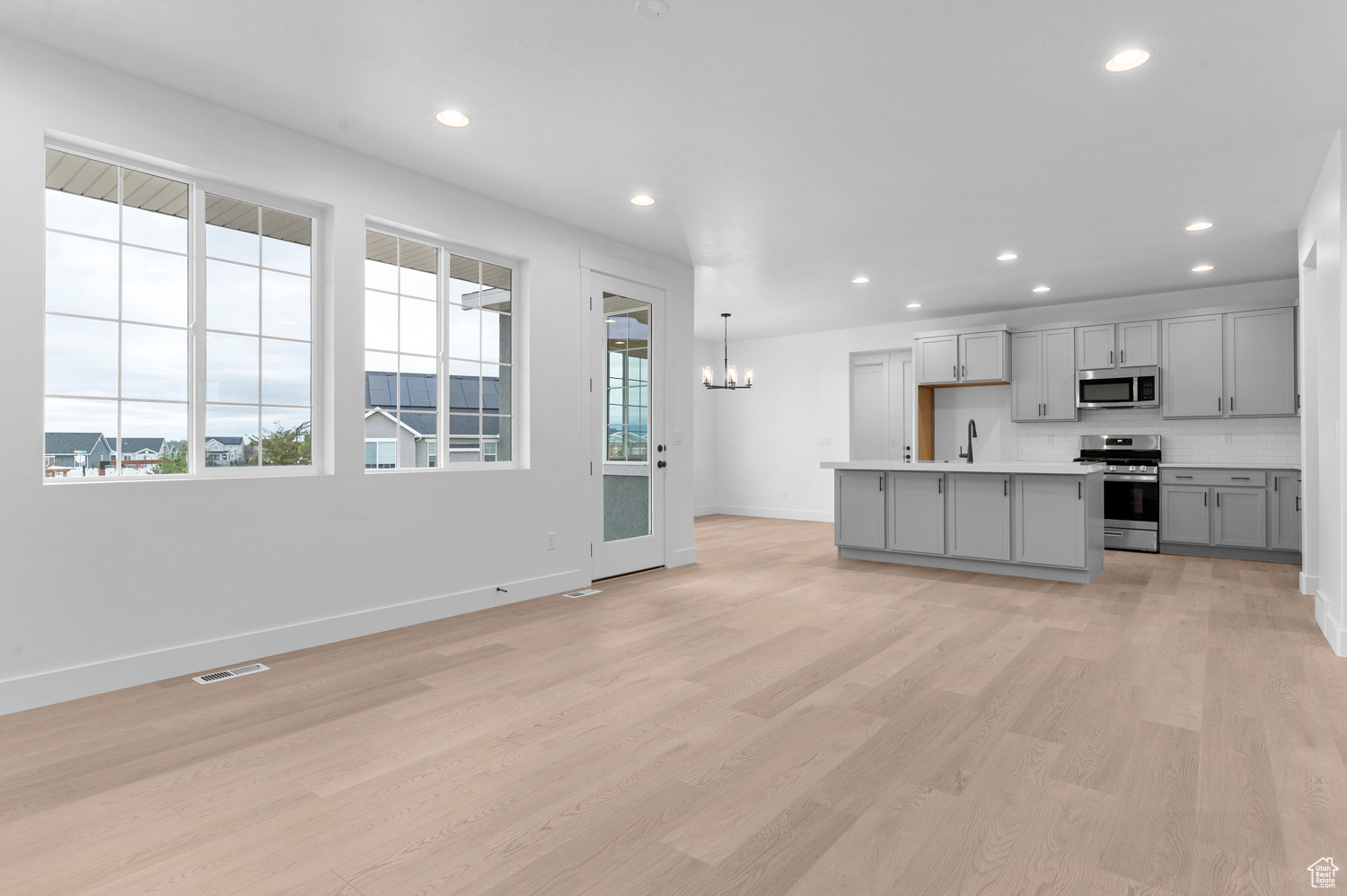 CRANEFIELD EST COLLECTION 1507 - Residential