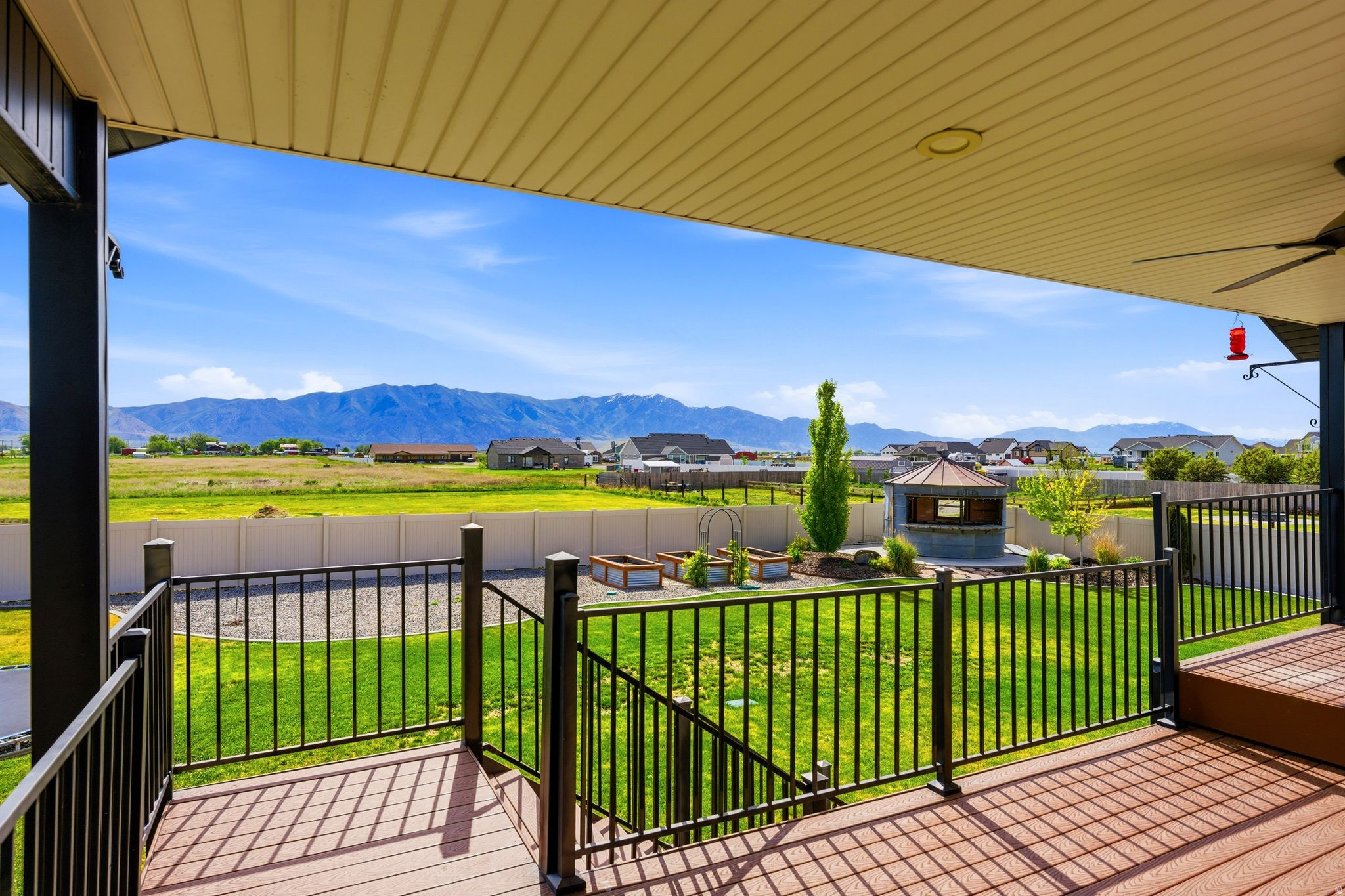 EQUESTRIAN NORTH - Residential