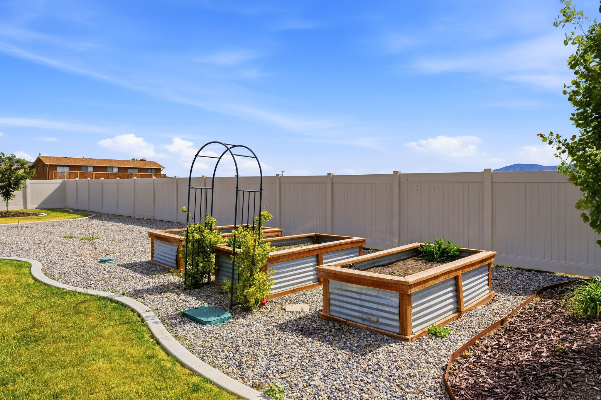 EQUESTRIAN NORTH - Residential