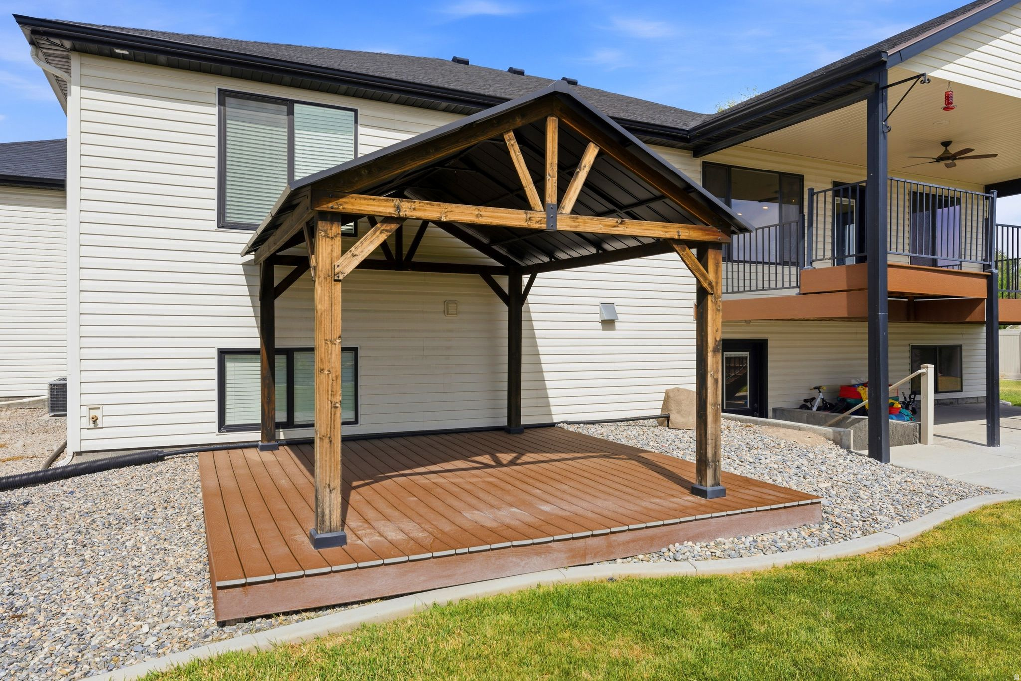 EQUESTRIAN NORTH - Residential