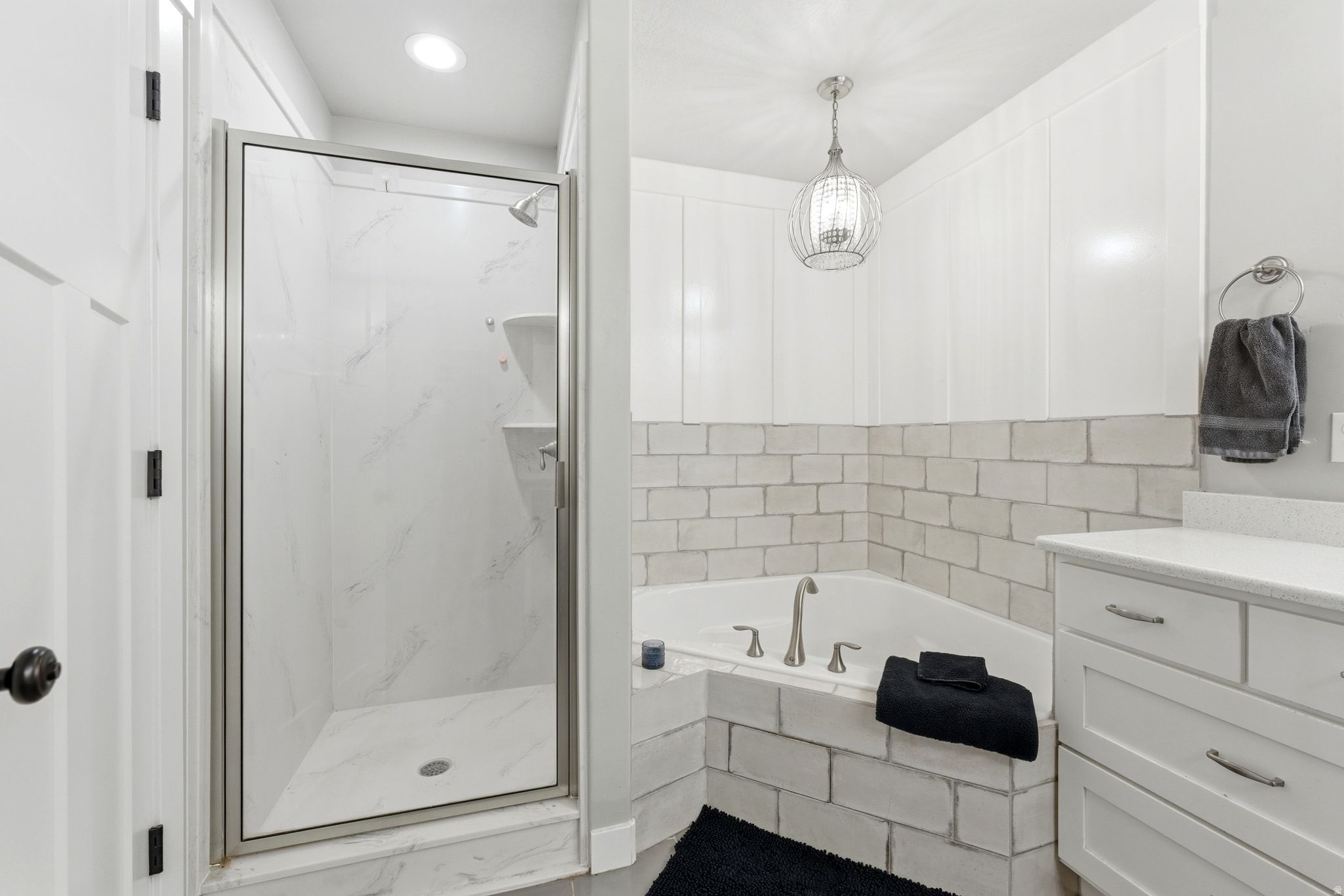 EQUESTRIAN NORTH - Residential