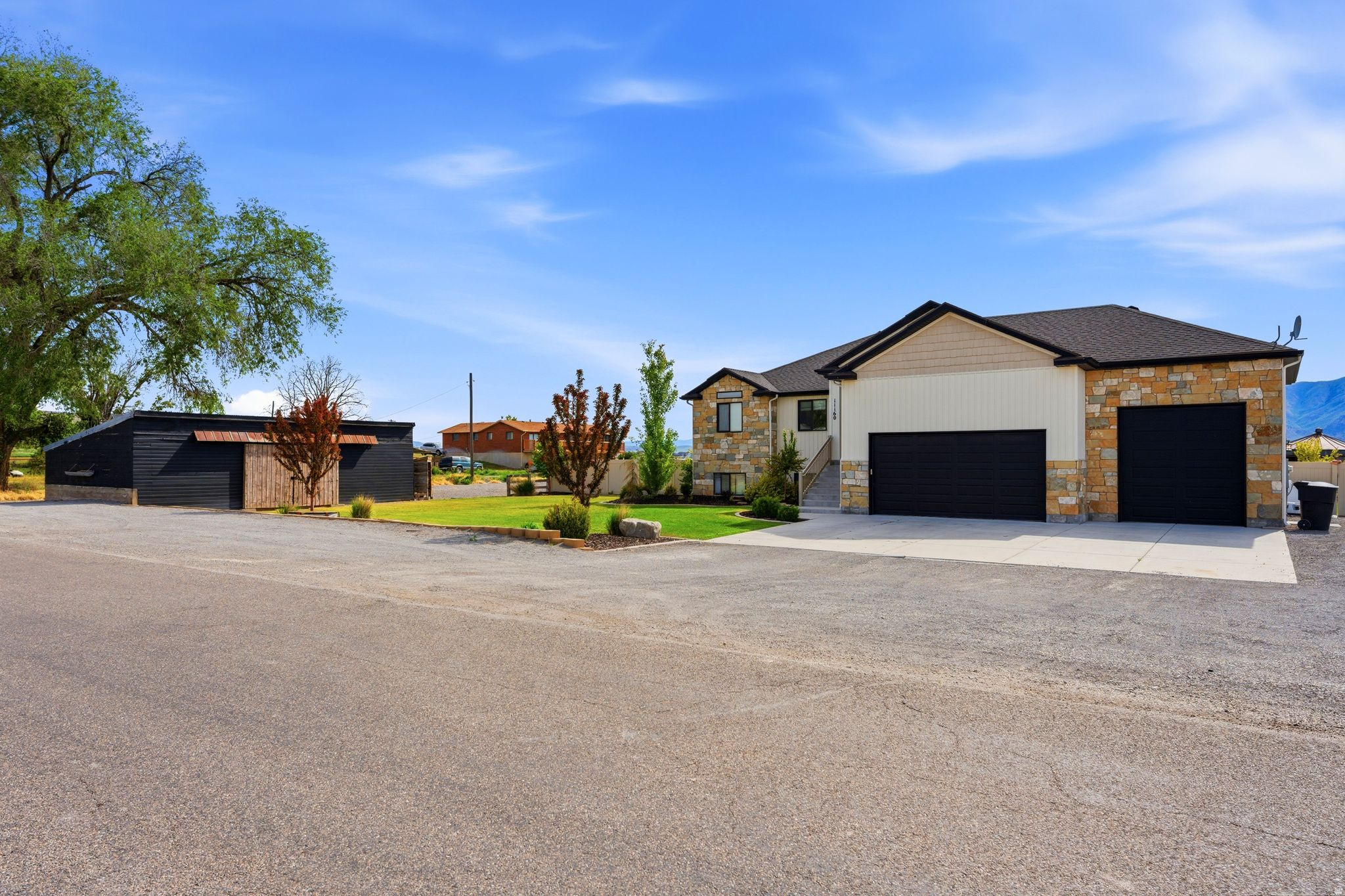 EQUESTRIAN NORTH - Residential