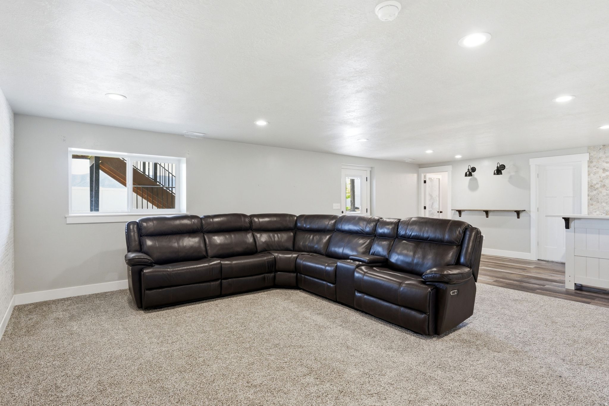 EQUESTRIAN NORTH - Residential
