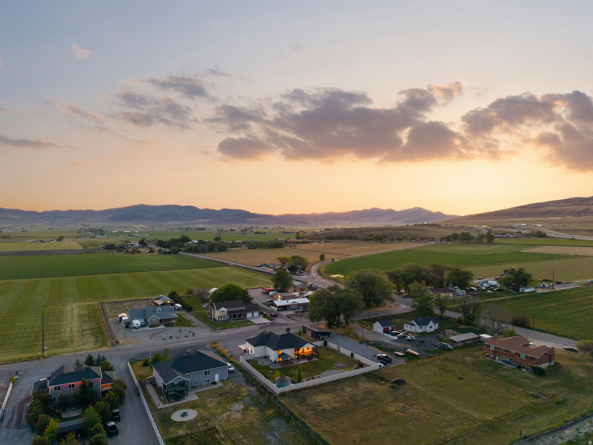 EQUESTRIAN NORTH - Residential