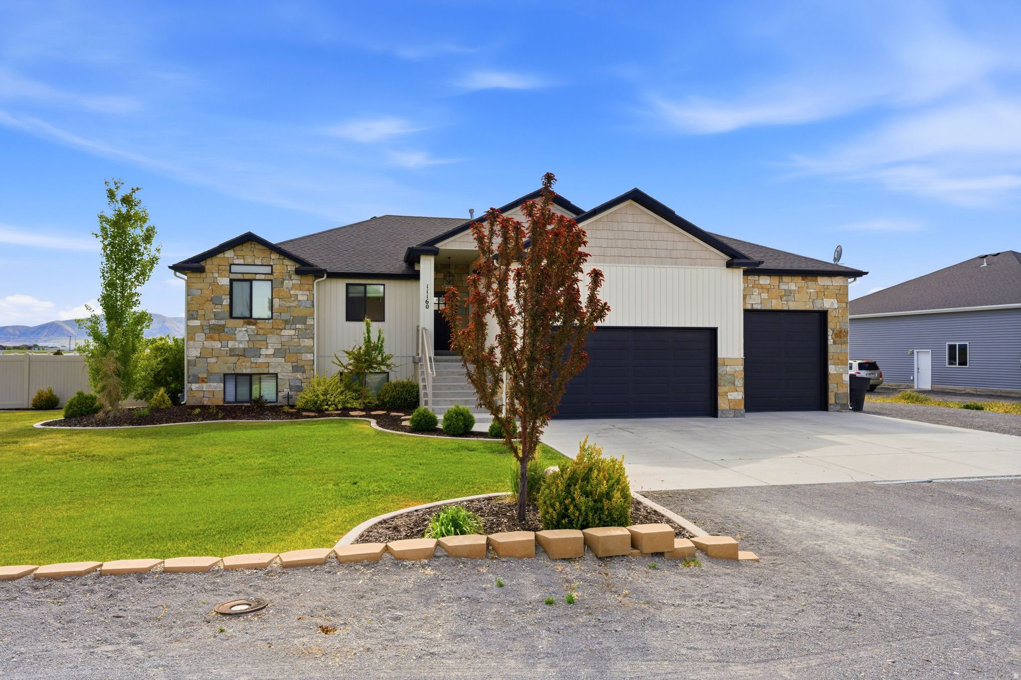 EQUESTRIAN NORTH - Residential