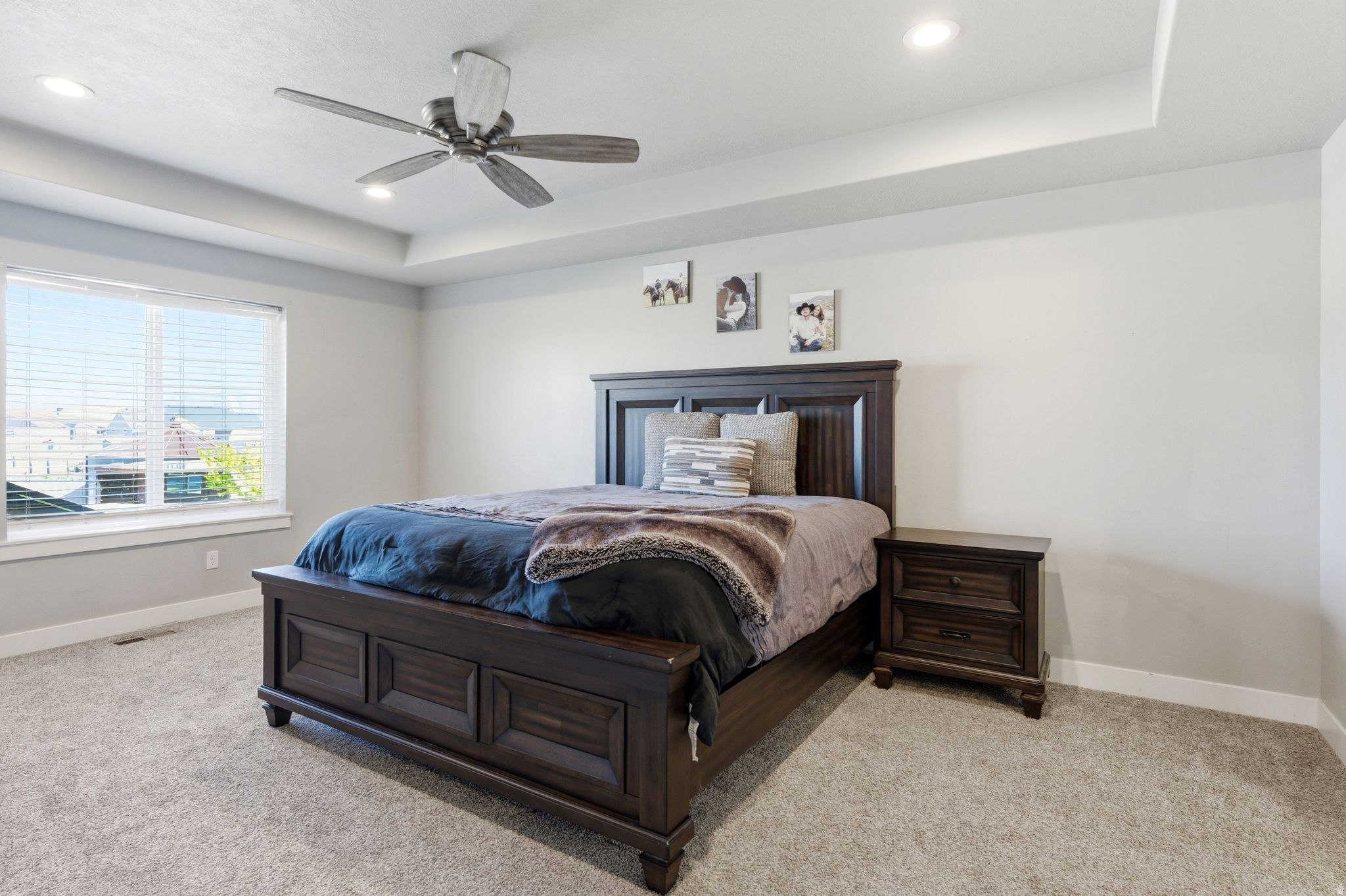 EQUESTRIAN NORTH - Residential