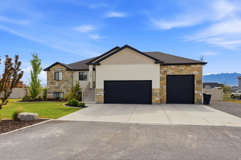 Photo of 11160 N 8400 W, Tremonton, UT 84337 (MLS # 2160628)