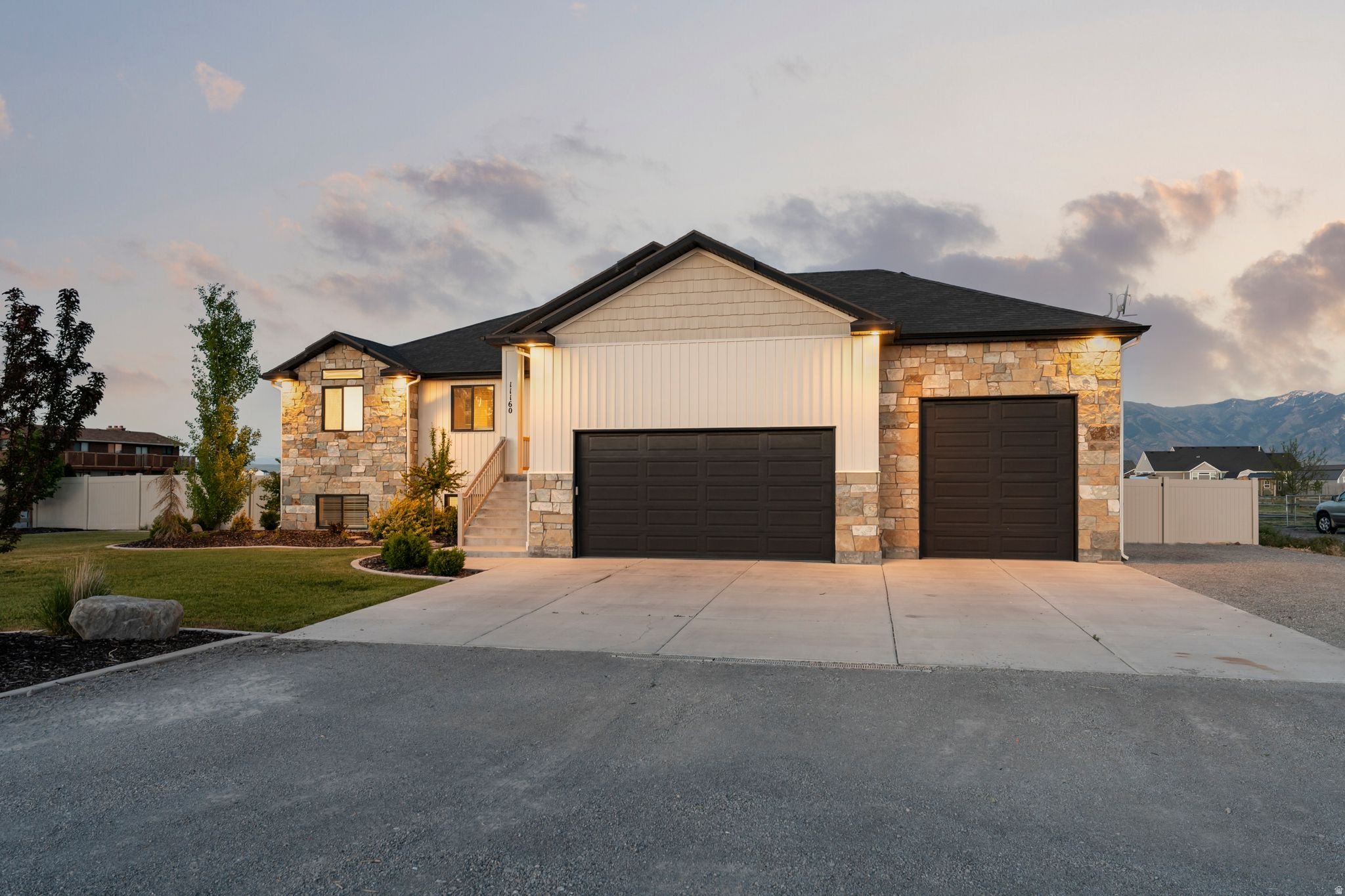 EQUESTRIAN NORTH - Residential