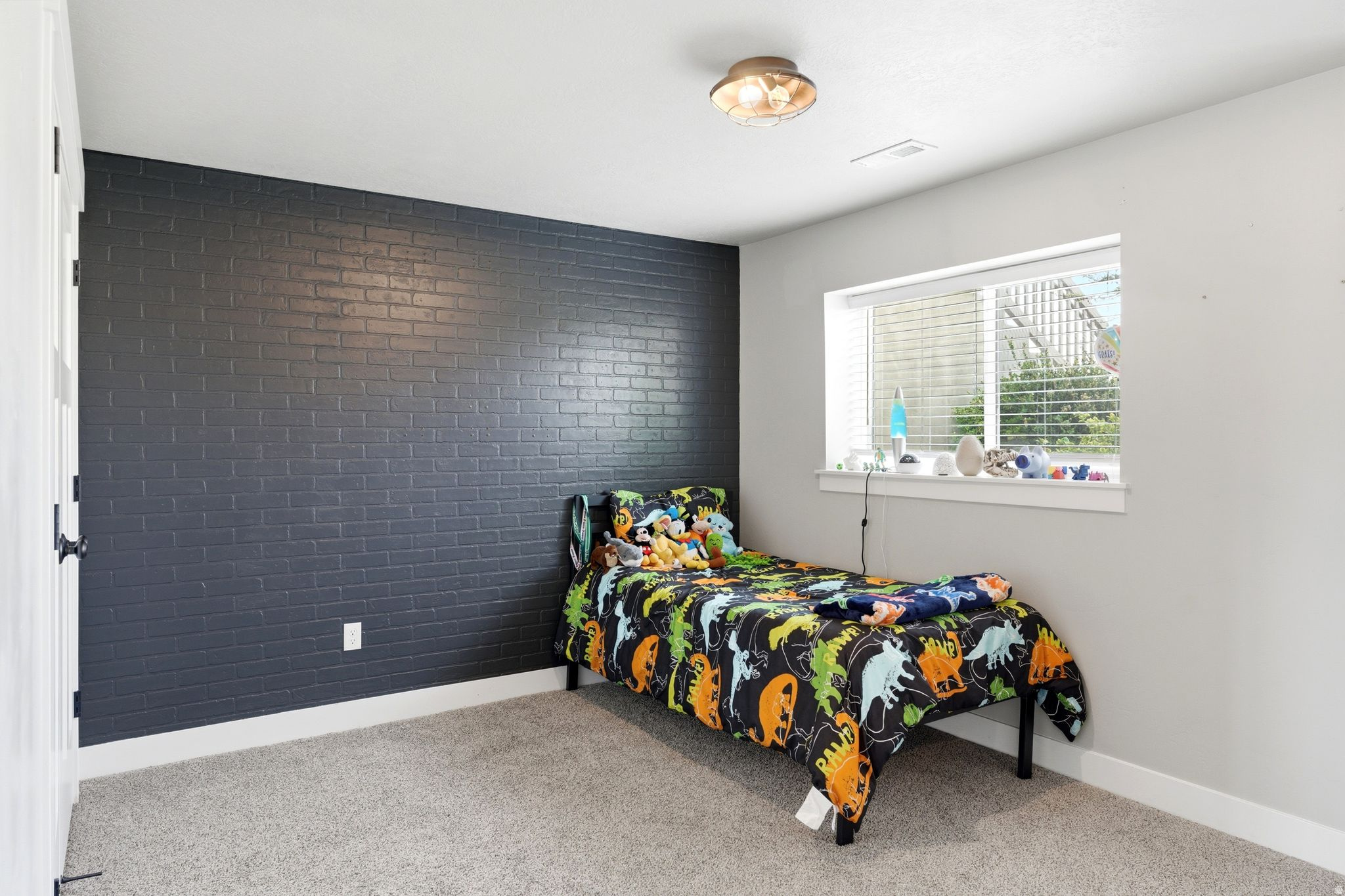 EQUESTRIAN NORTH - Residential