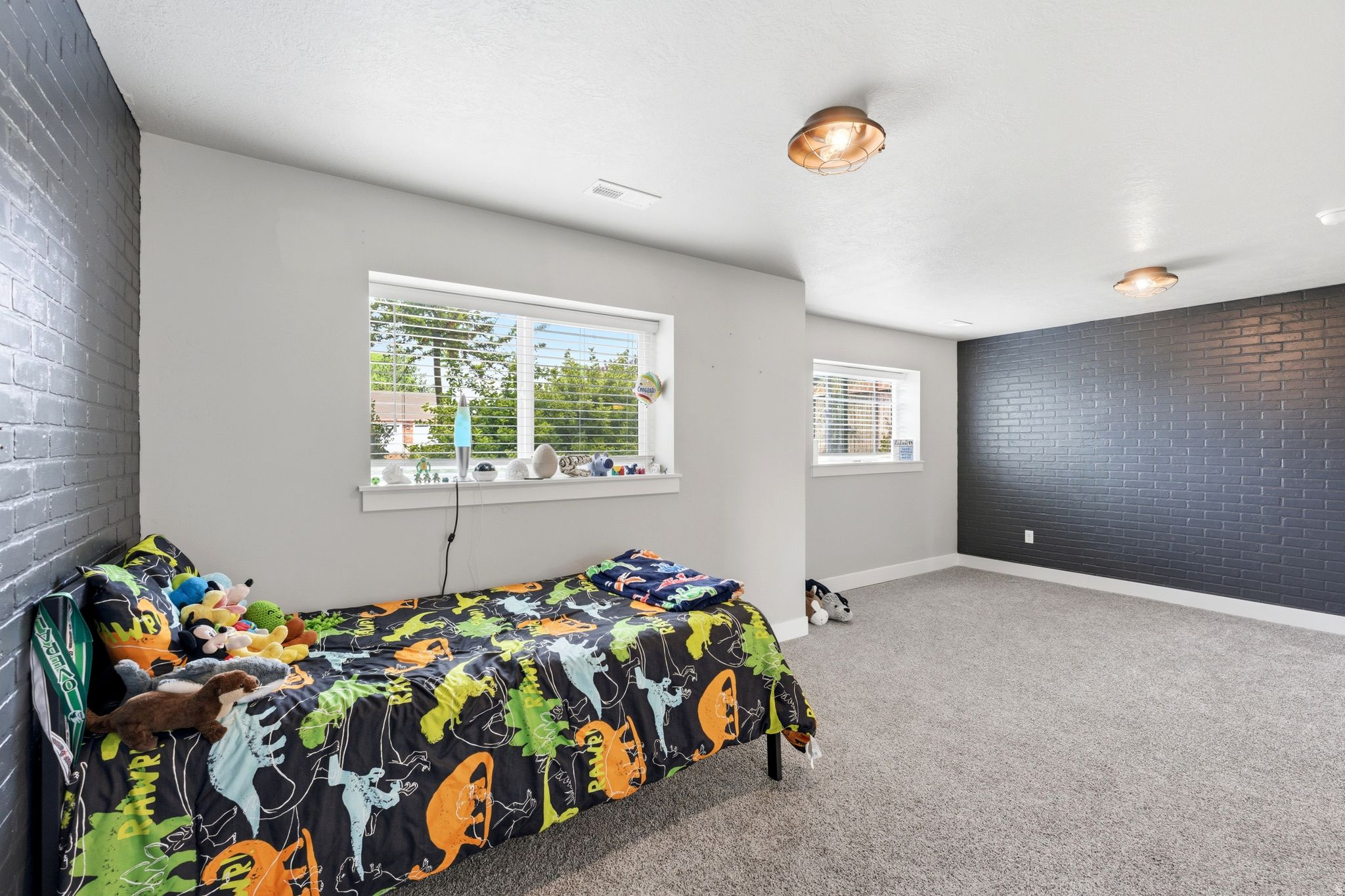 EQUESTRIAN NORTH - Residential