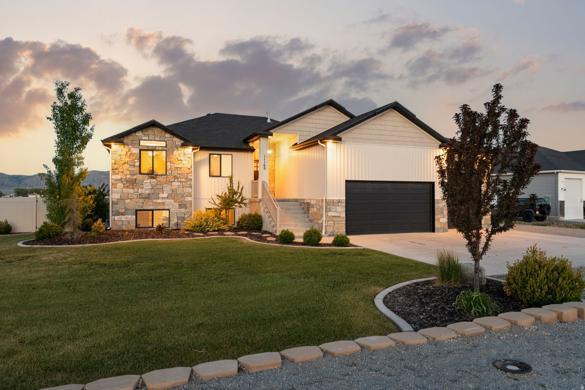 EQUESTRIAN NORTH - Residential