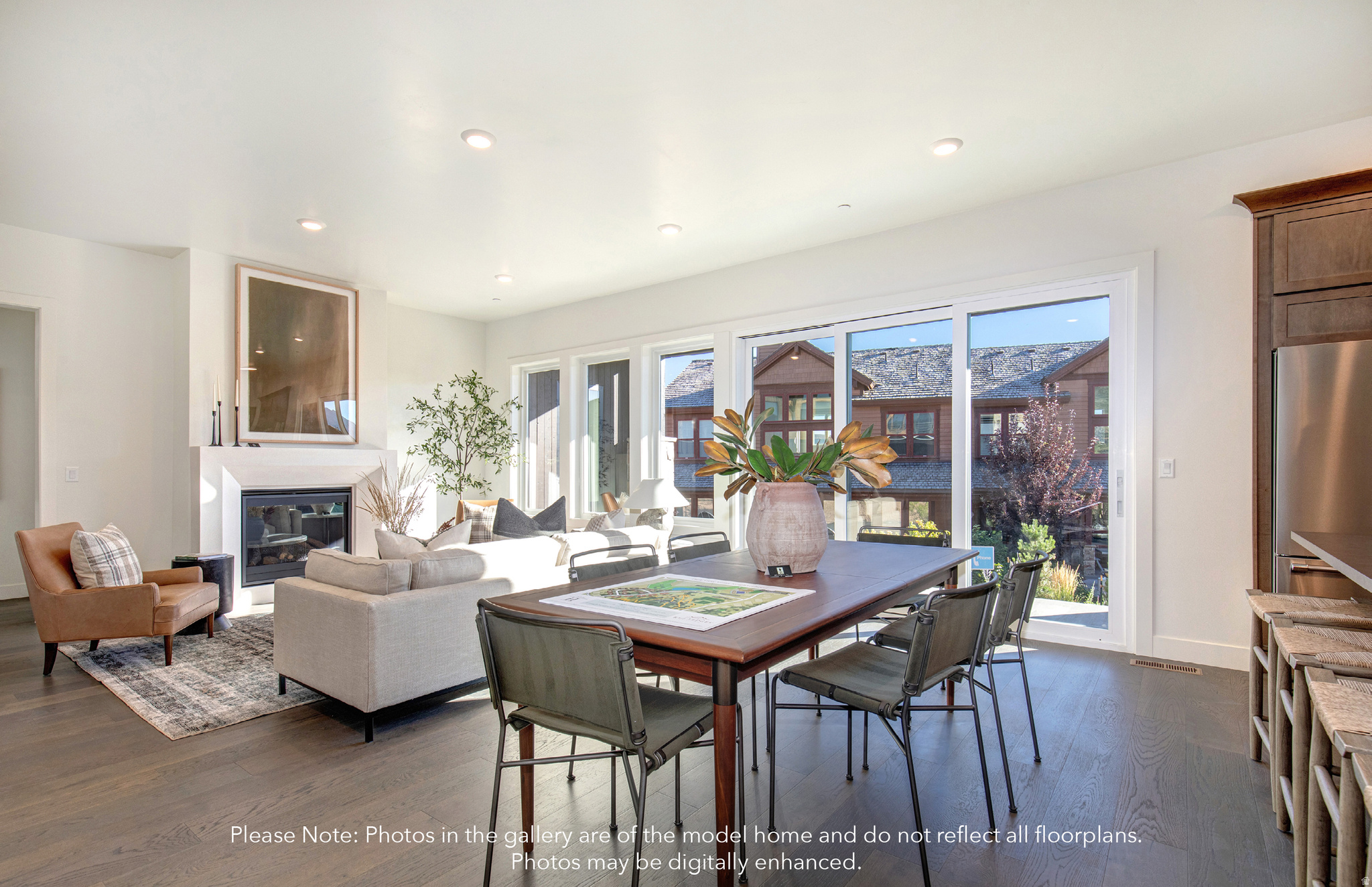 RED LEDGES - Residential