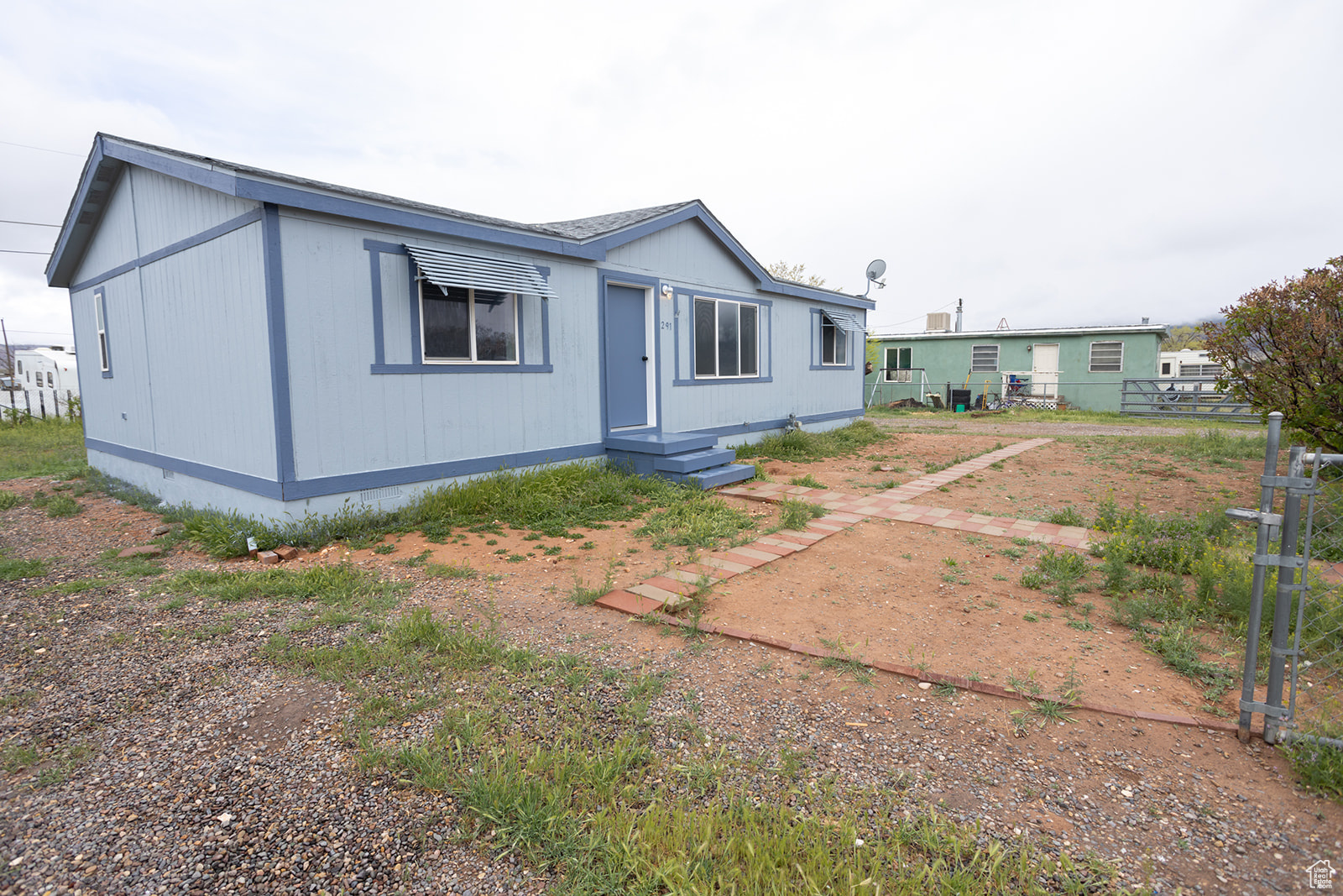 291 E 1400, Elsinore, Utah image 32