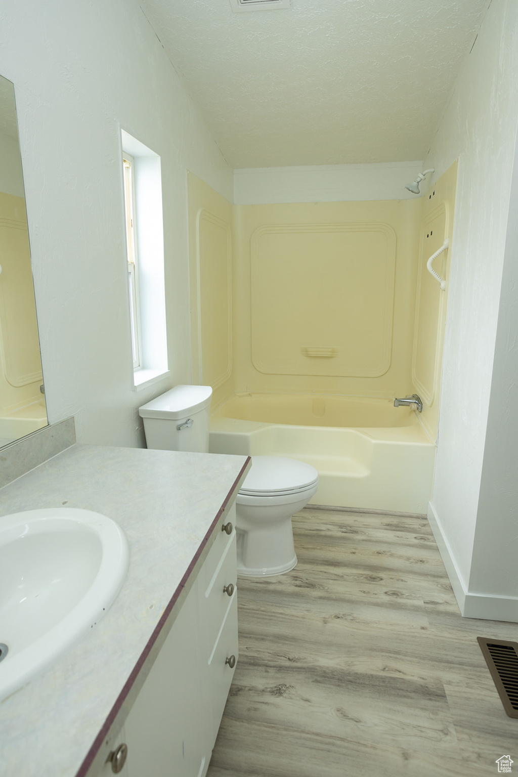 291 E 1400, Elsinore, Utah image 12