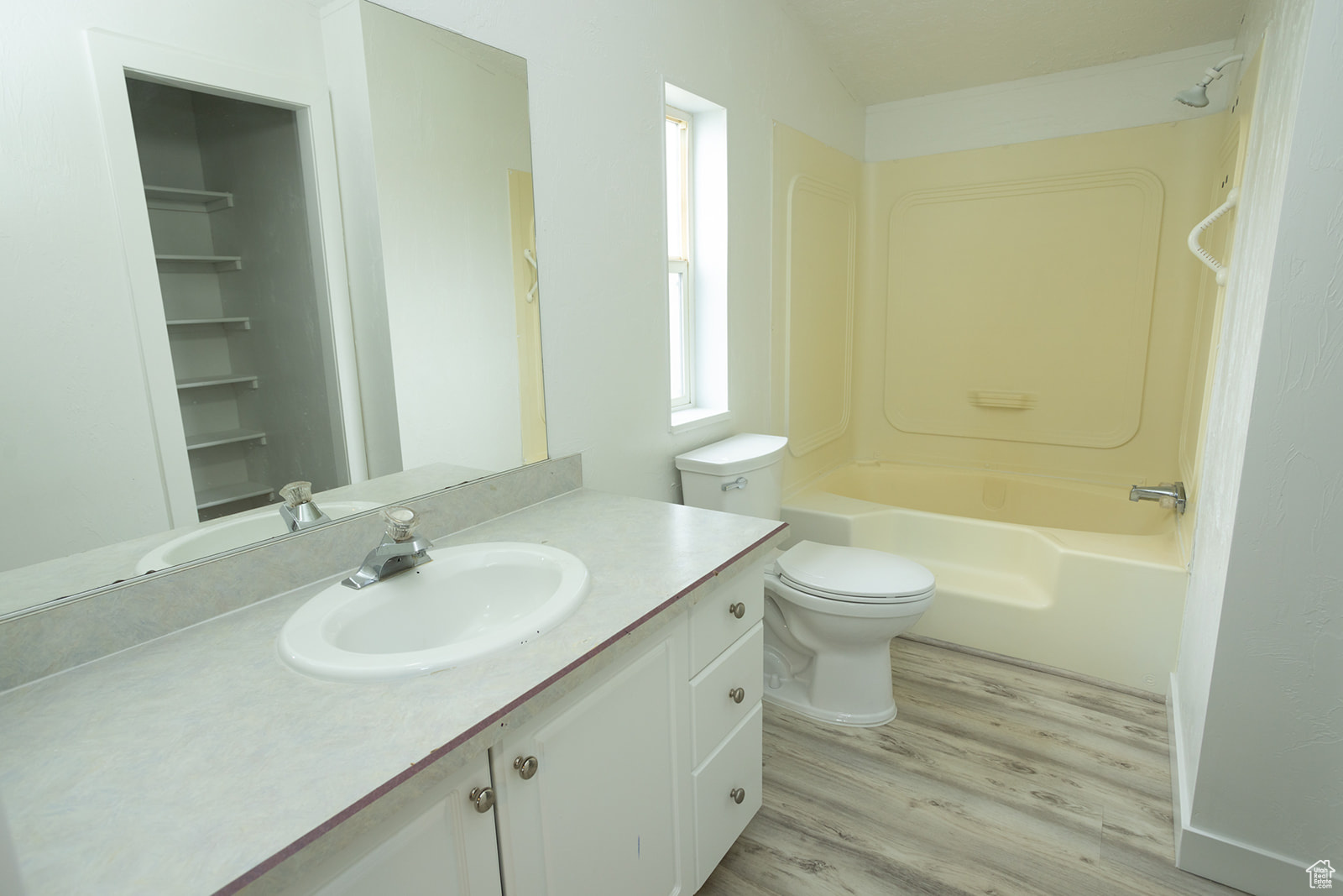 291 E 1400, Elsinore, Utah image 15