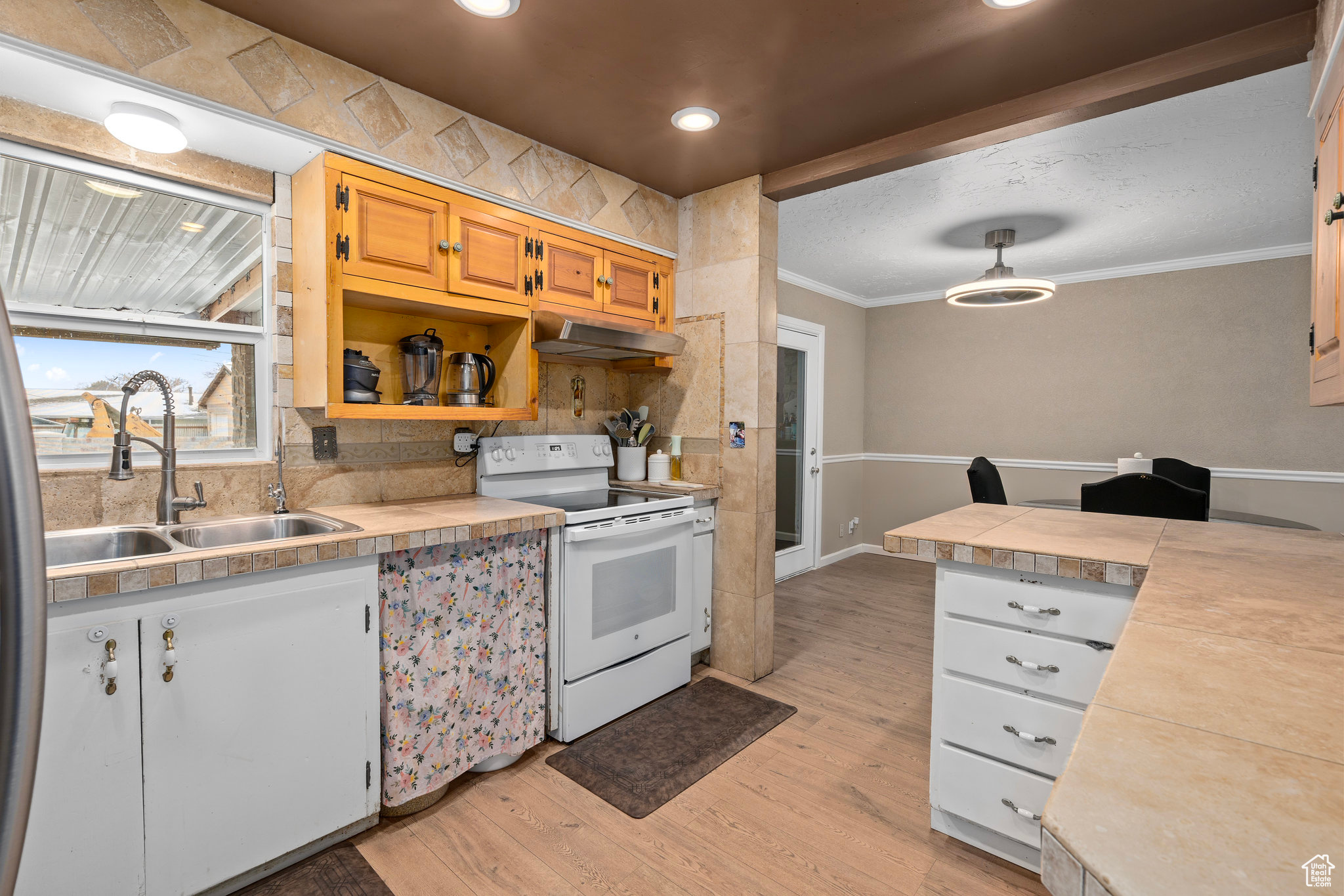 319 N 800, Orem, Utah image 12